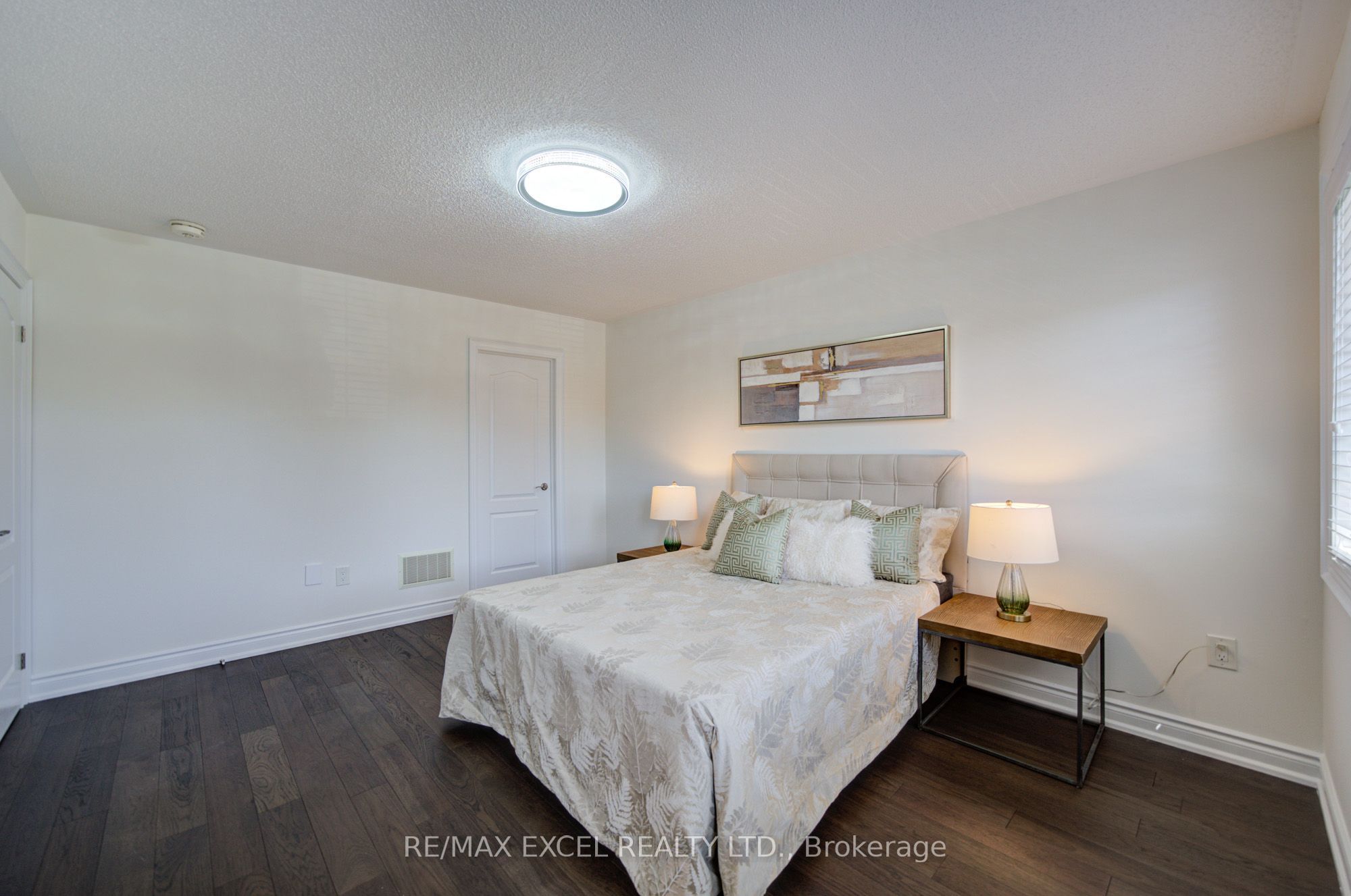 145 Milby Crescent Property Photo 45