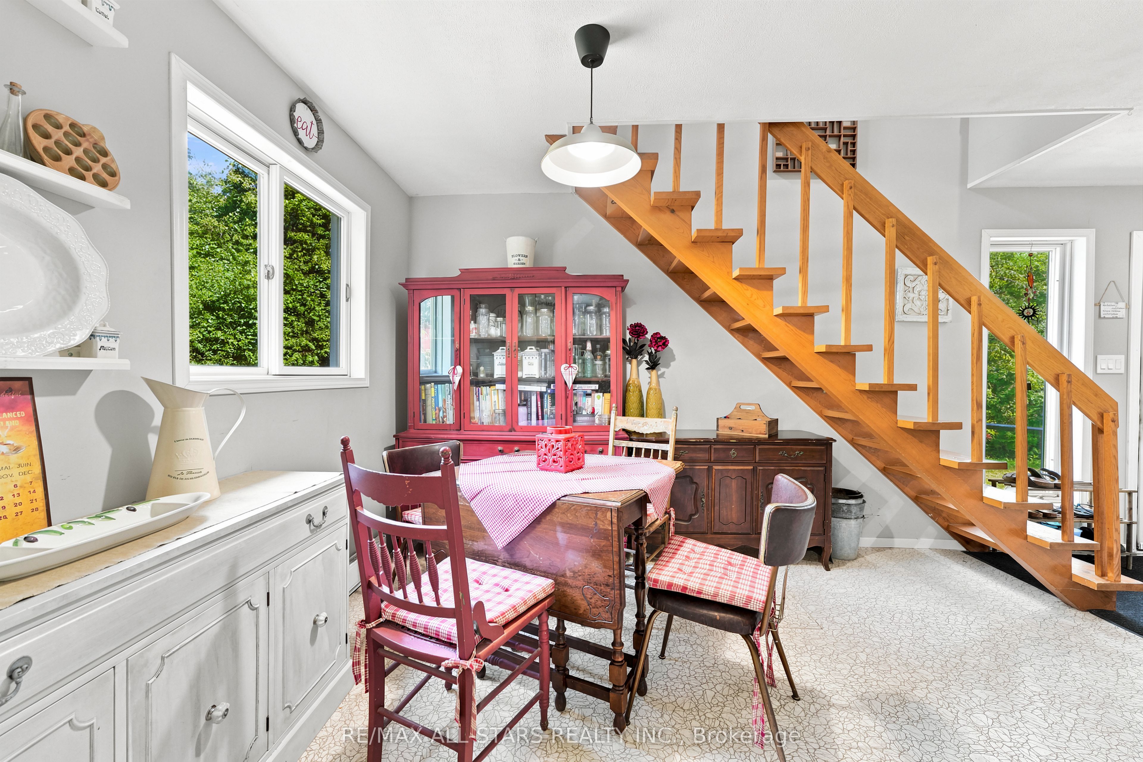 55 Linda Road Property Photo 14