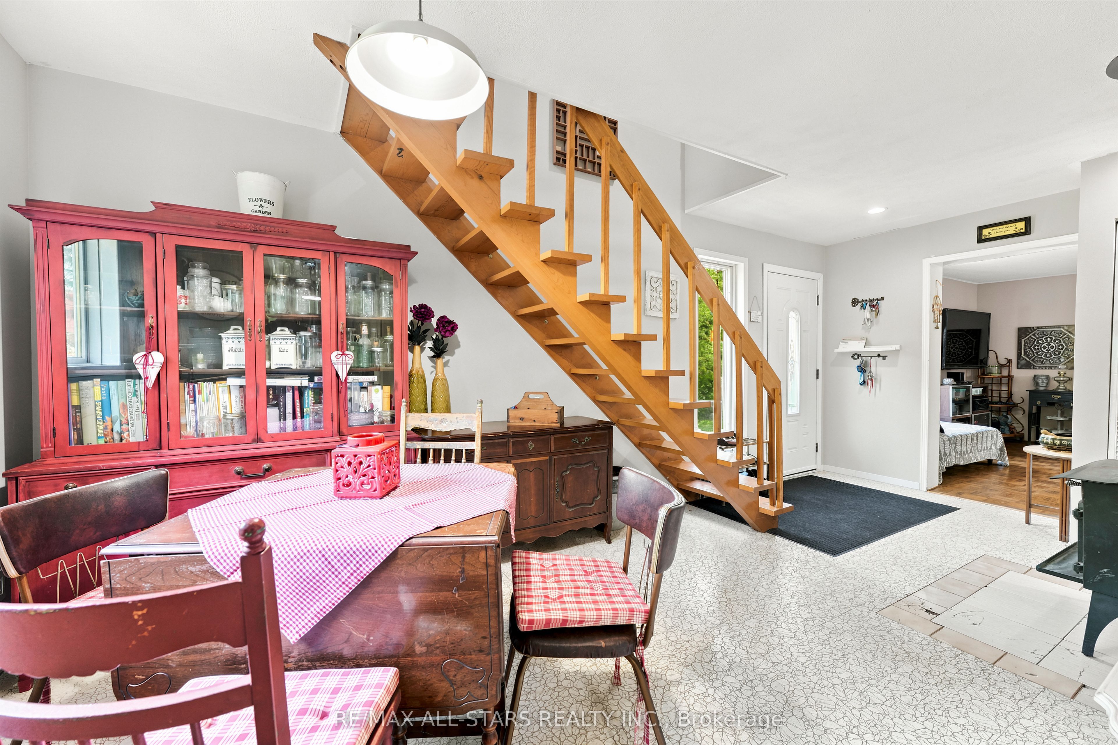 55 Linda Road Property Photo 15