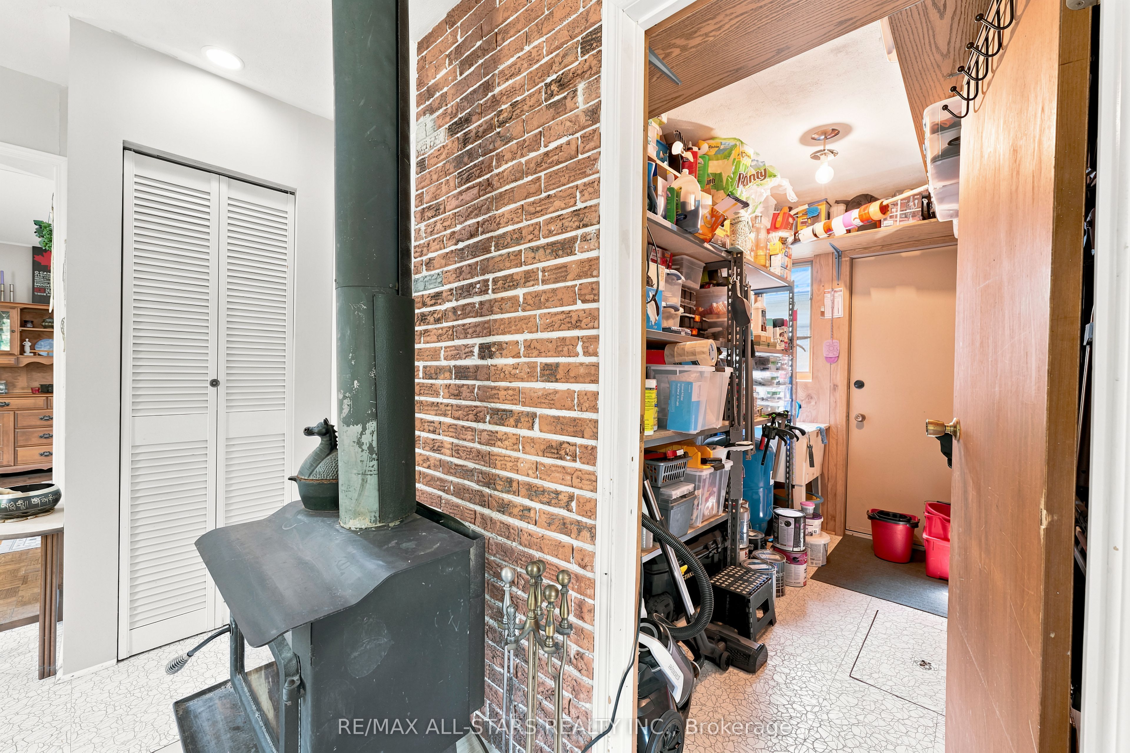 55 Linda Road Property Photo 18