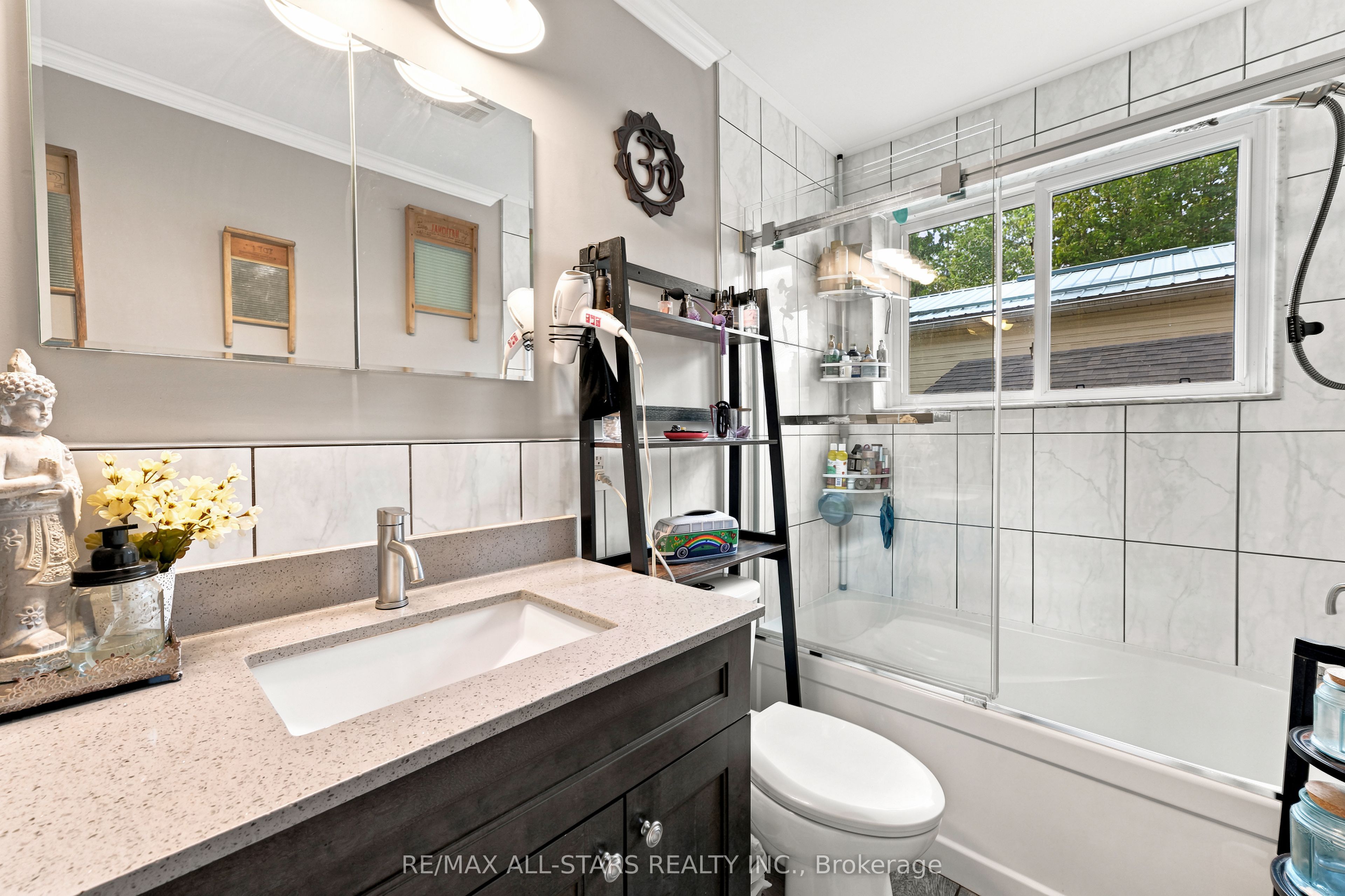 55 Linda Road Property Photo 20