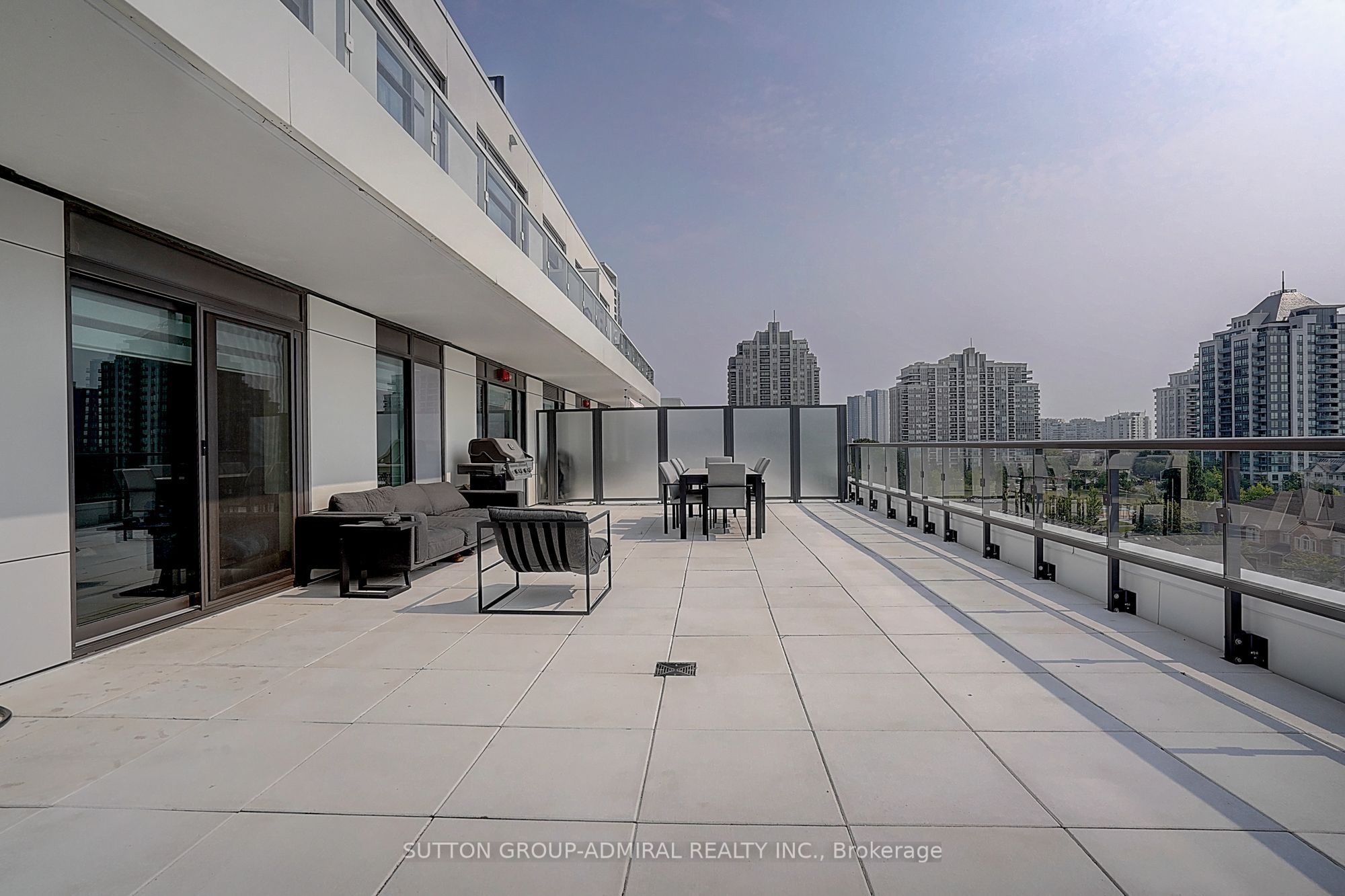 8 Beverley Glen Boulevard 712 Property Photo 1