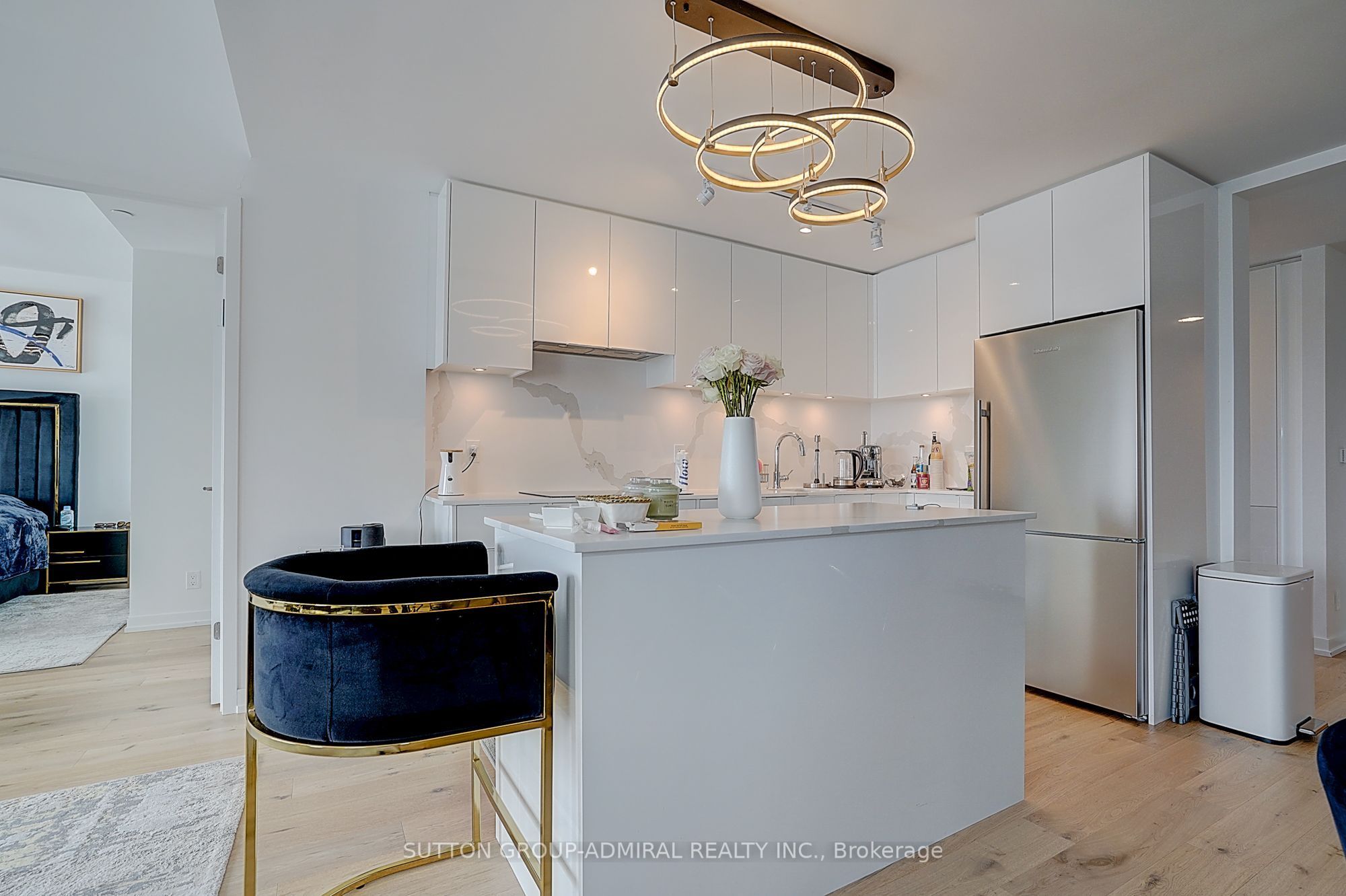 8 Beverley Glen Boulevard 712 Property Photo 17