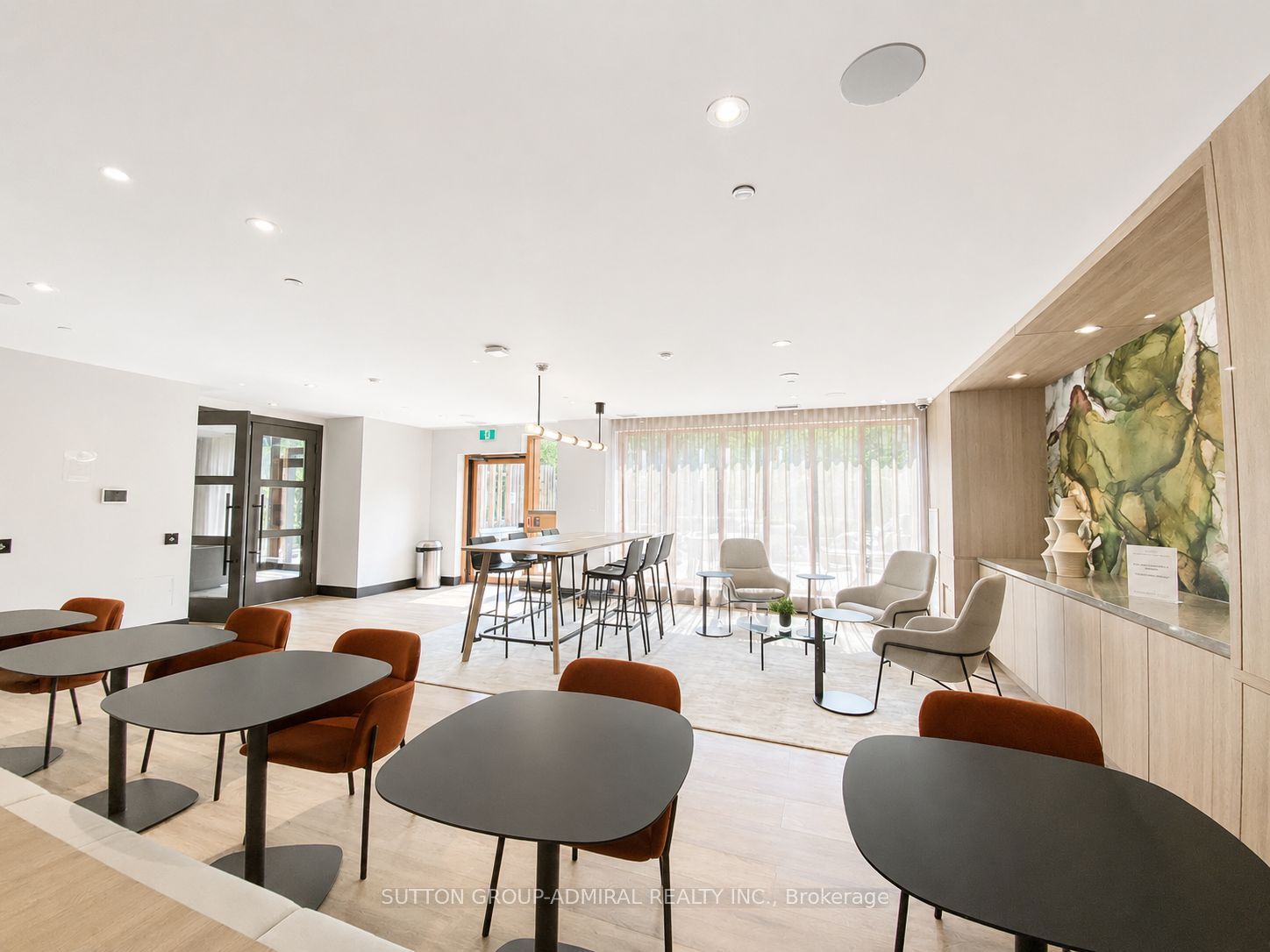 8 Beverley Glen Boulevard 712 Property Photo 48