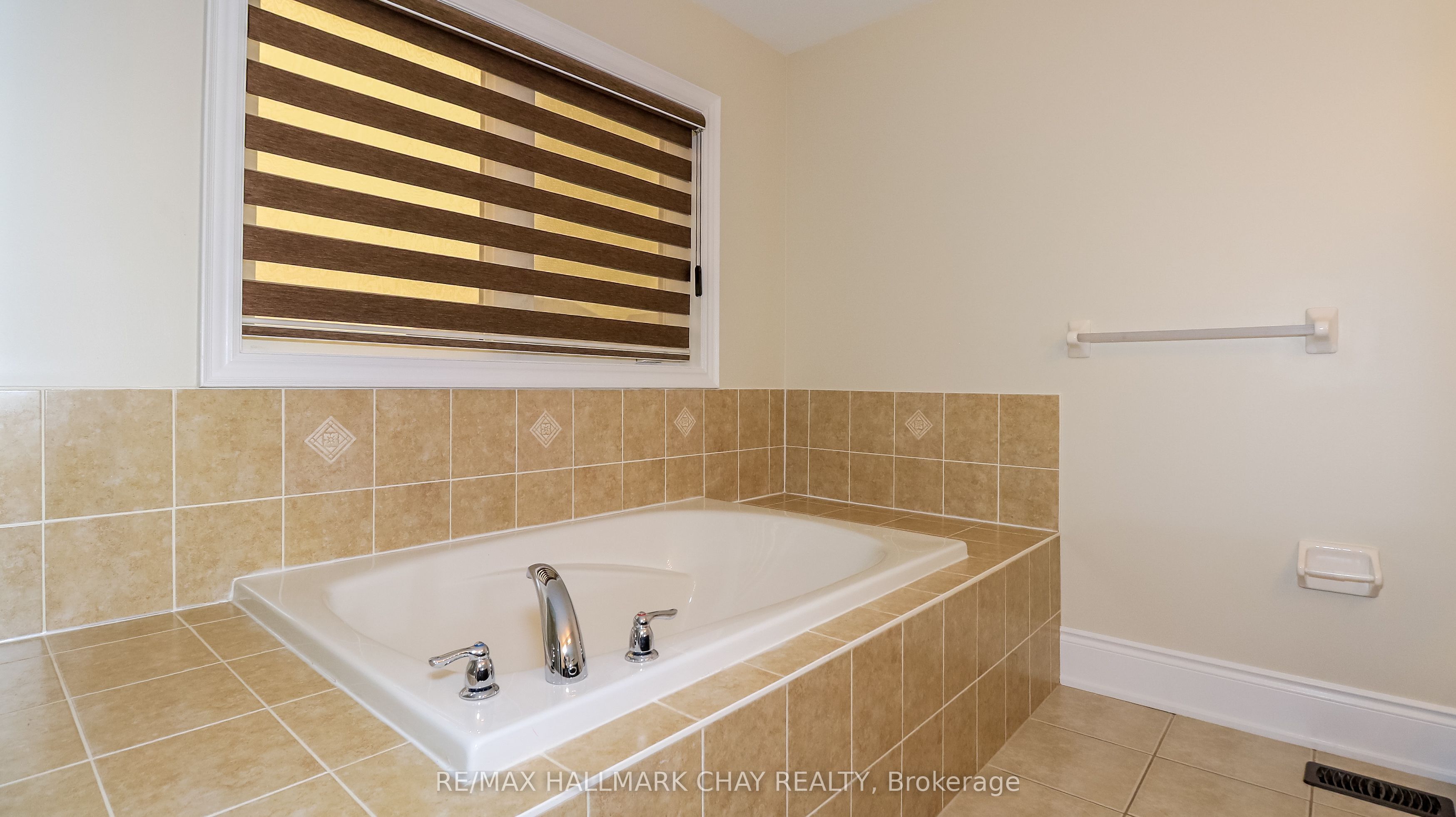 142 Gold Park Gate Property Photo 27
