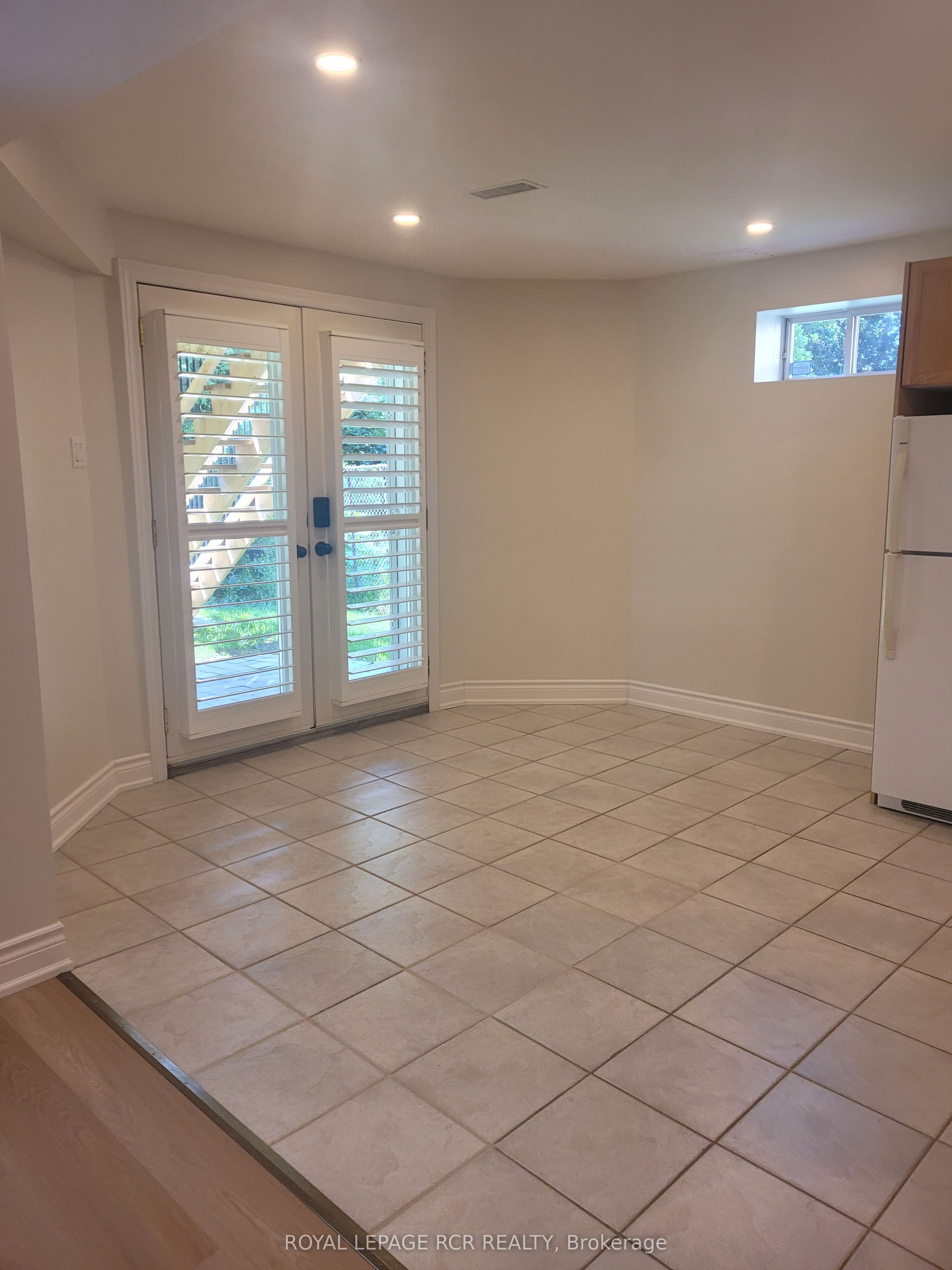130 Widdifield Avenue Property Photo 3