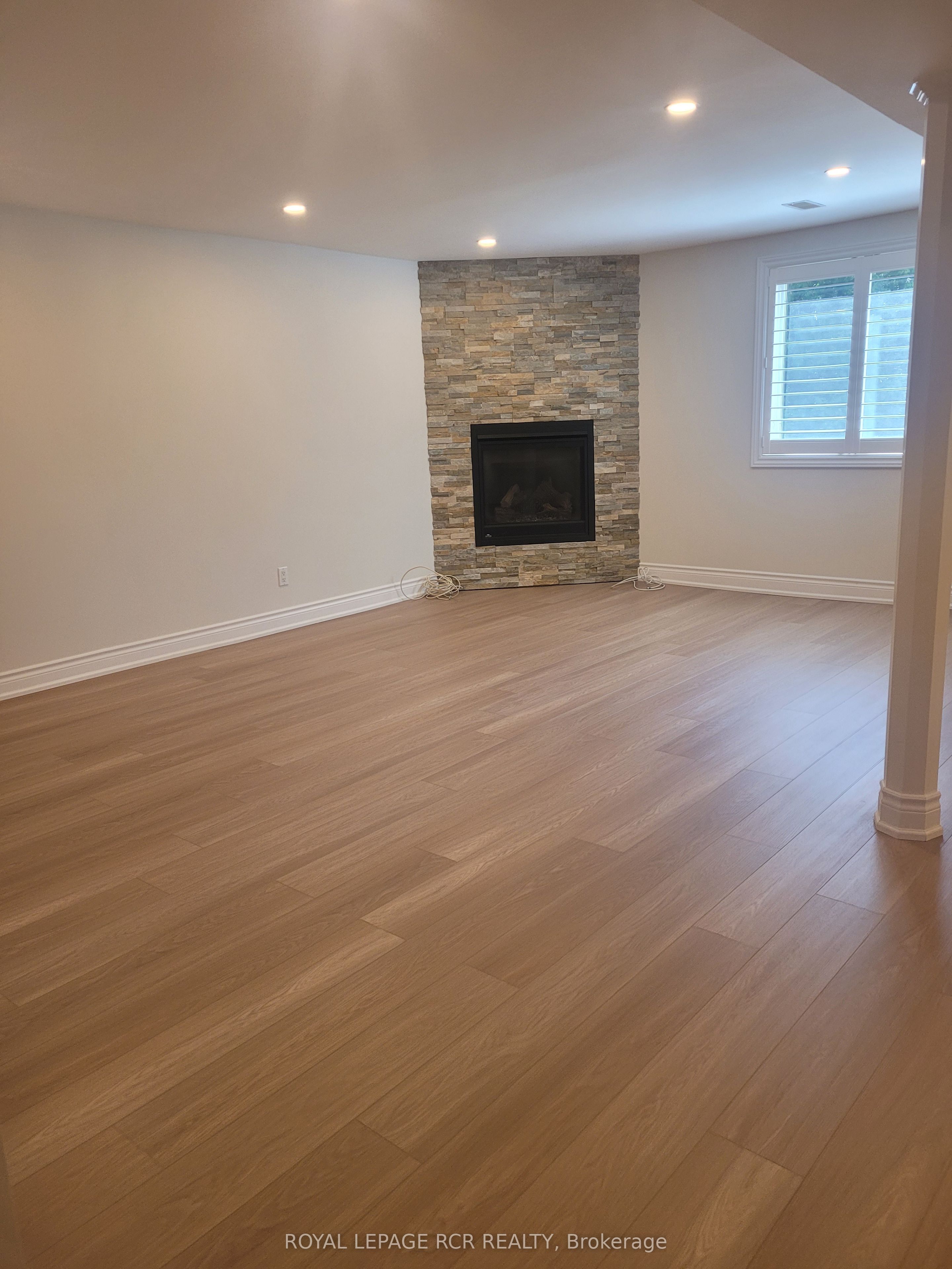 130 Widdifield Avenue Property Photo 6