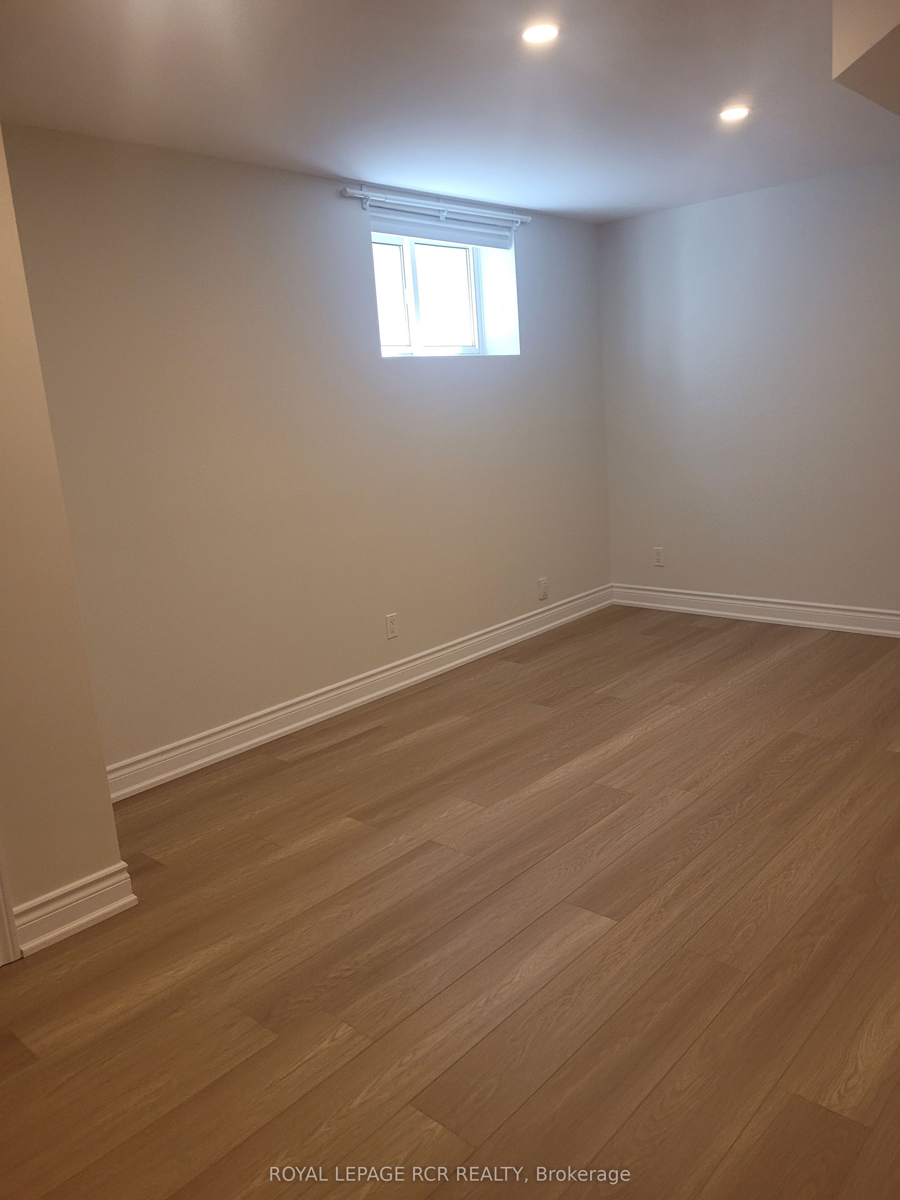 130 Widdifield Avenue Property Photo 11