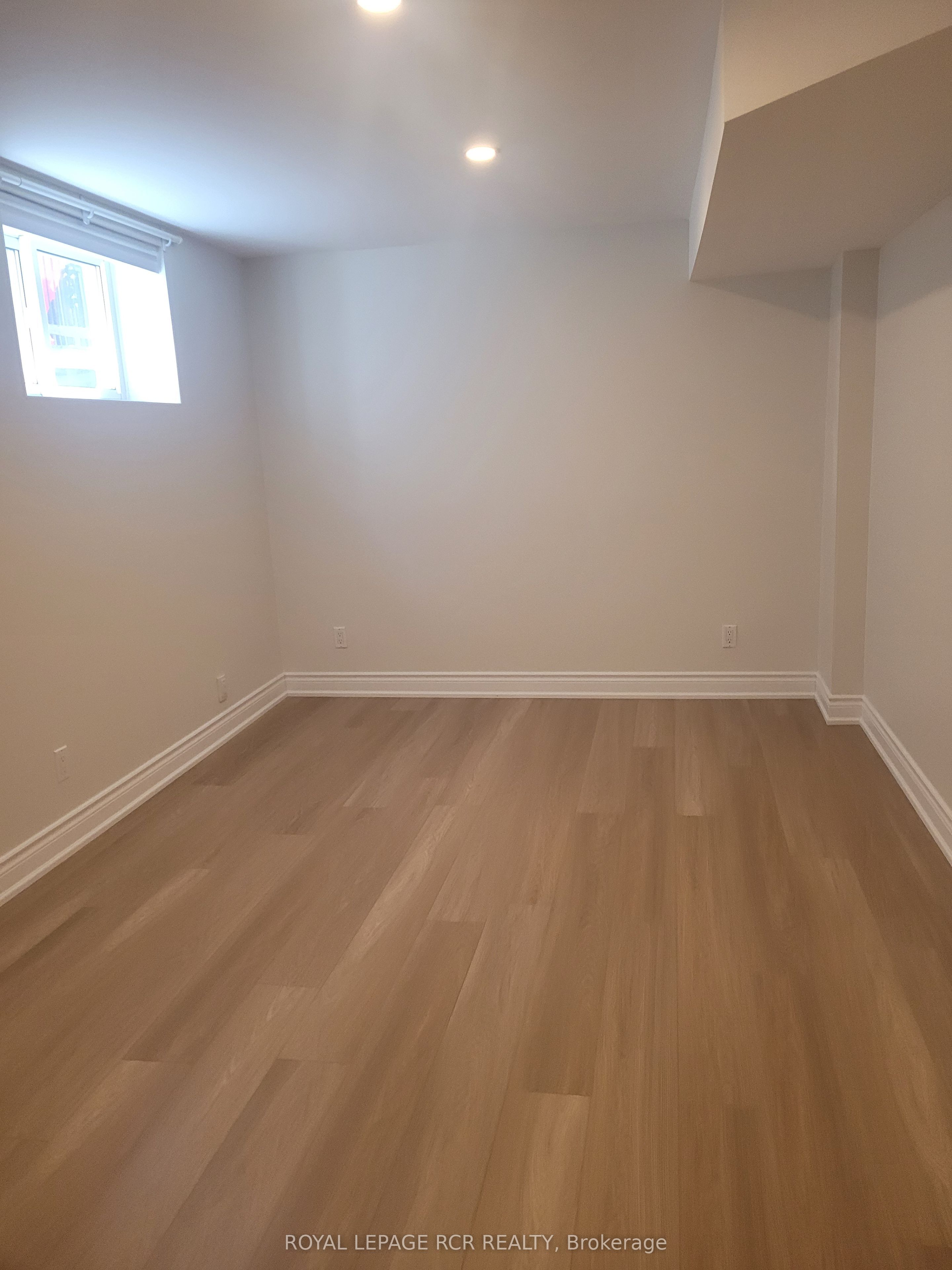 130 Widdifield Avenue Property Photo 12