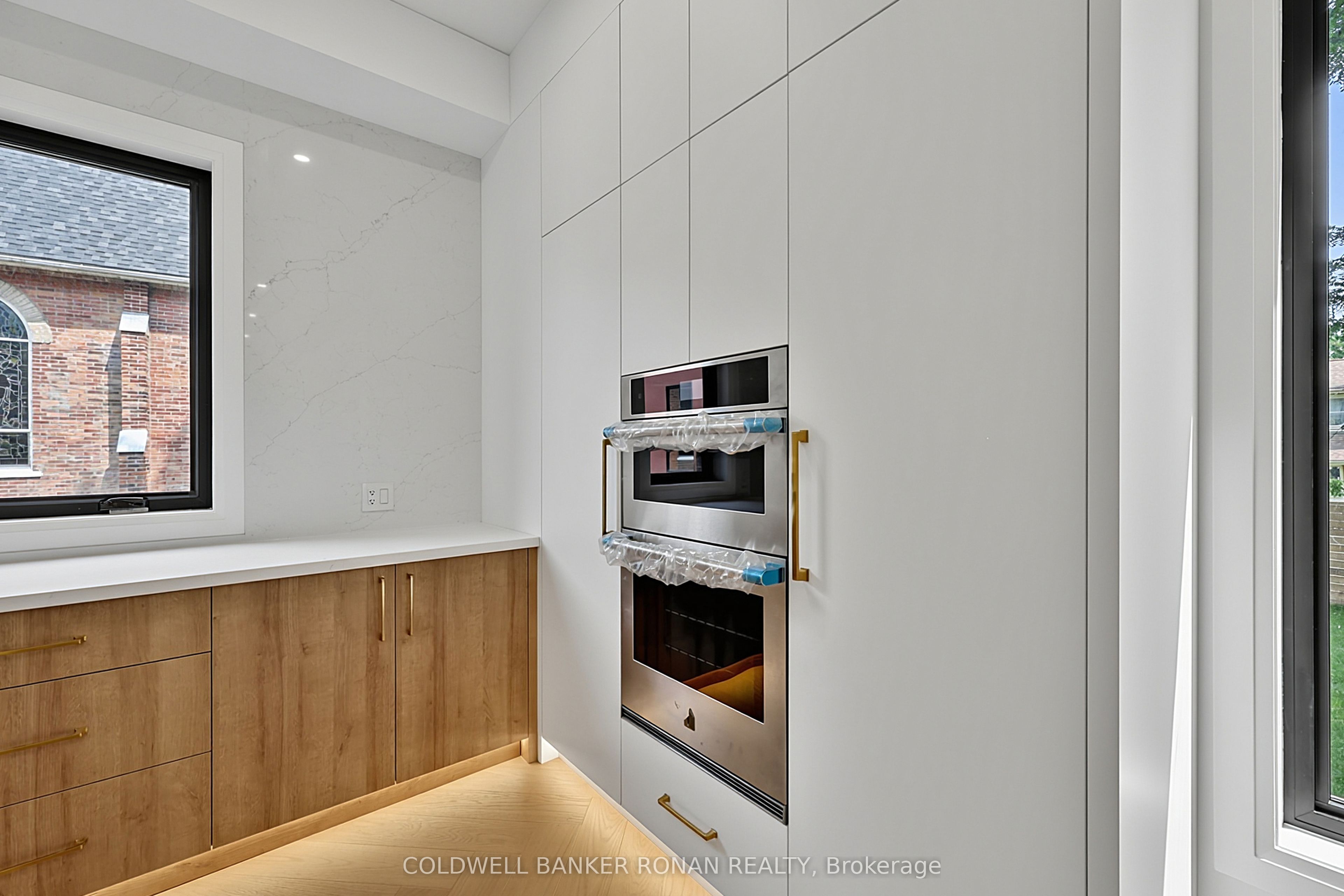 59 Walkem Drive Property Photo 16