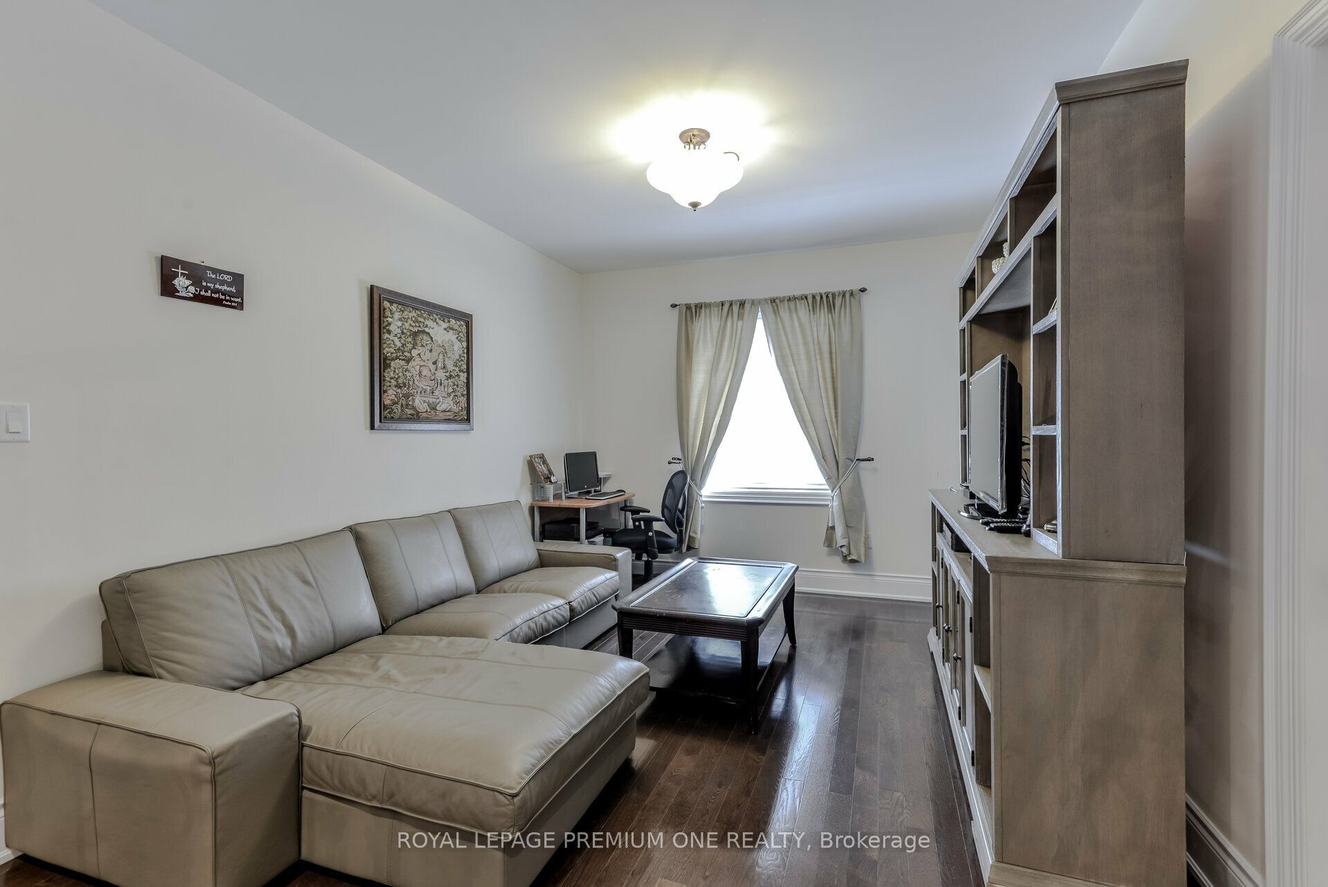 107 Headwind Boulevard Property Photo 29