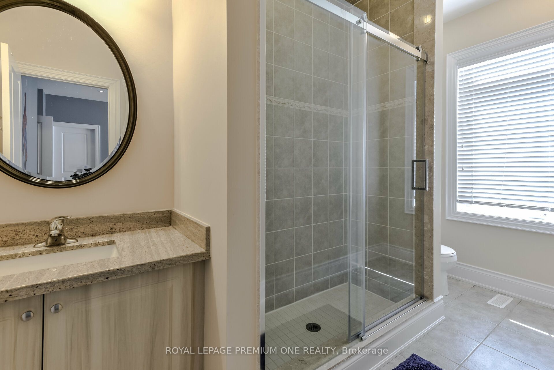 107 Headwind Boulevard Property Photo 34