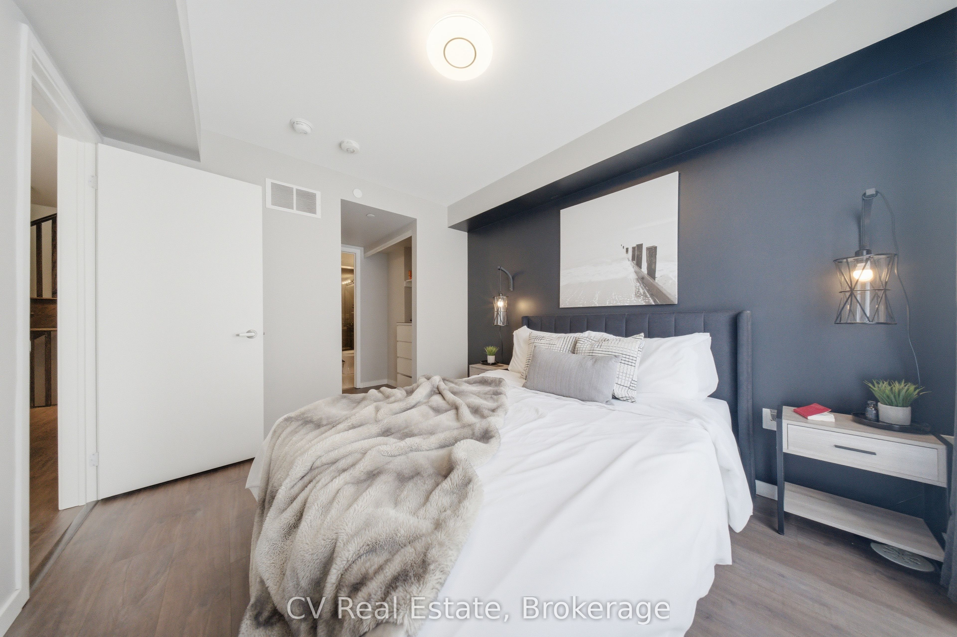 500 Alex Gardner Circle 104 Property Photo 4