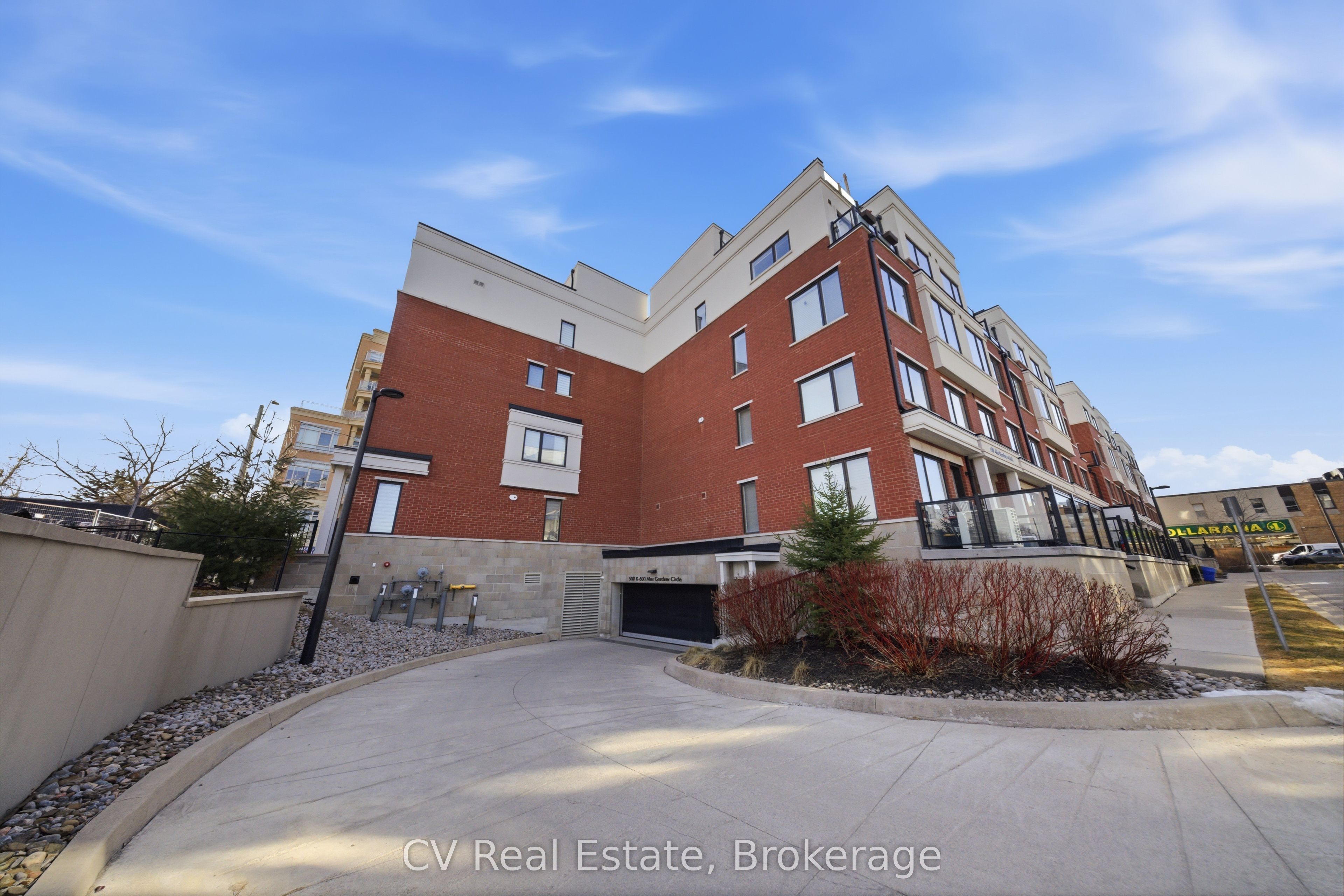500 Alex Gardner Circle 104 Property Photo 7