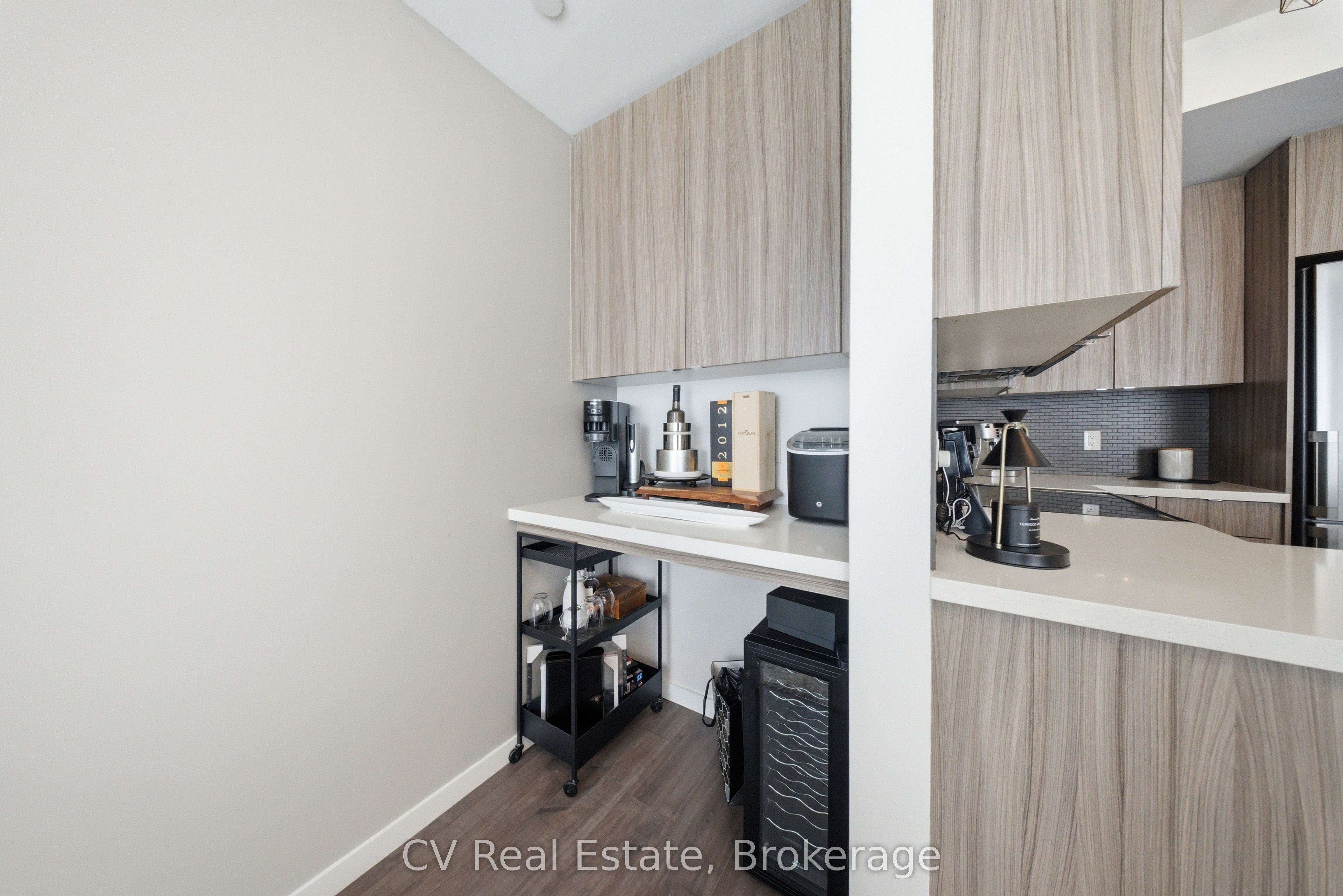 500 Alex Gardner Circle 104 Property Photo 14