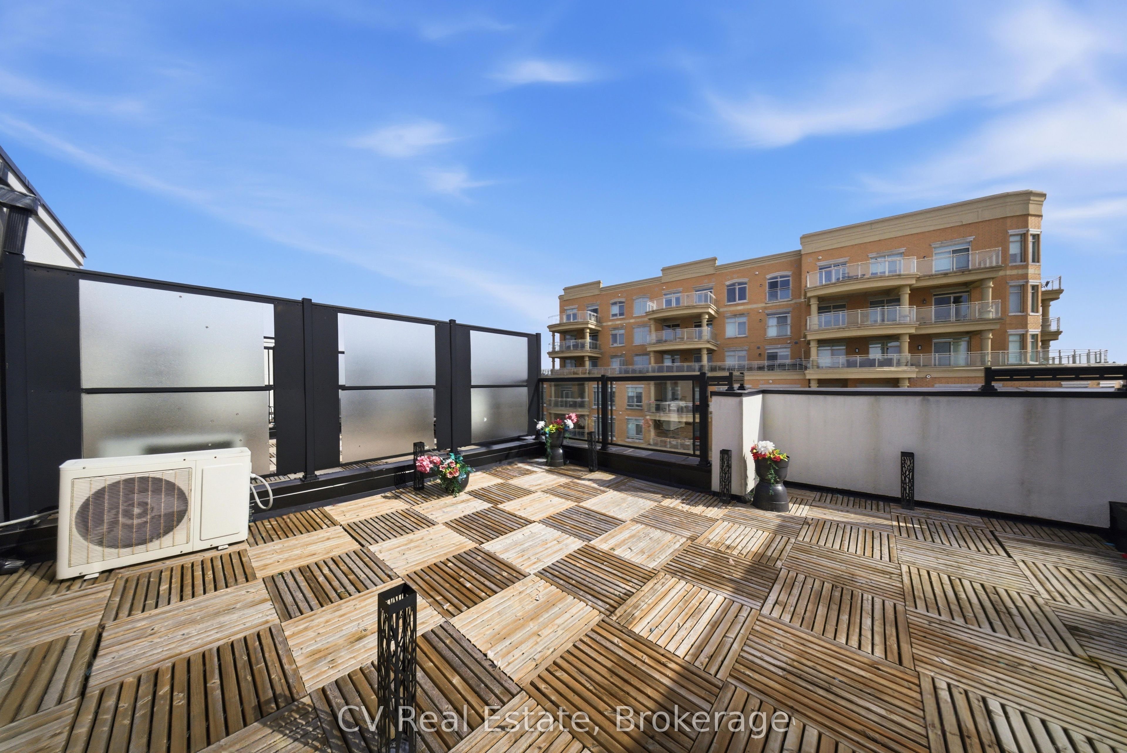 500 Alex Gardner Circle 104 Property Photo 38