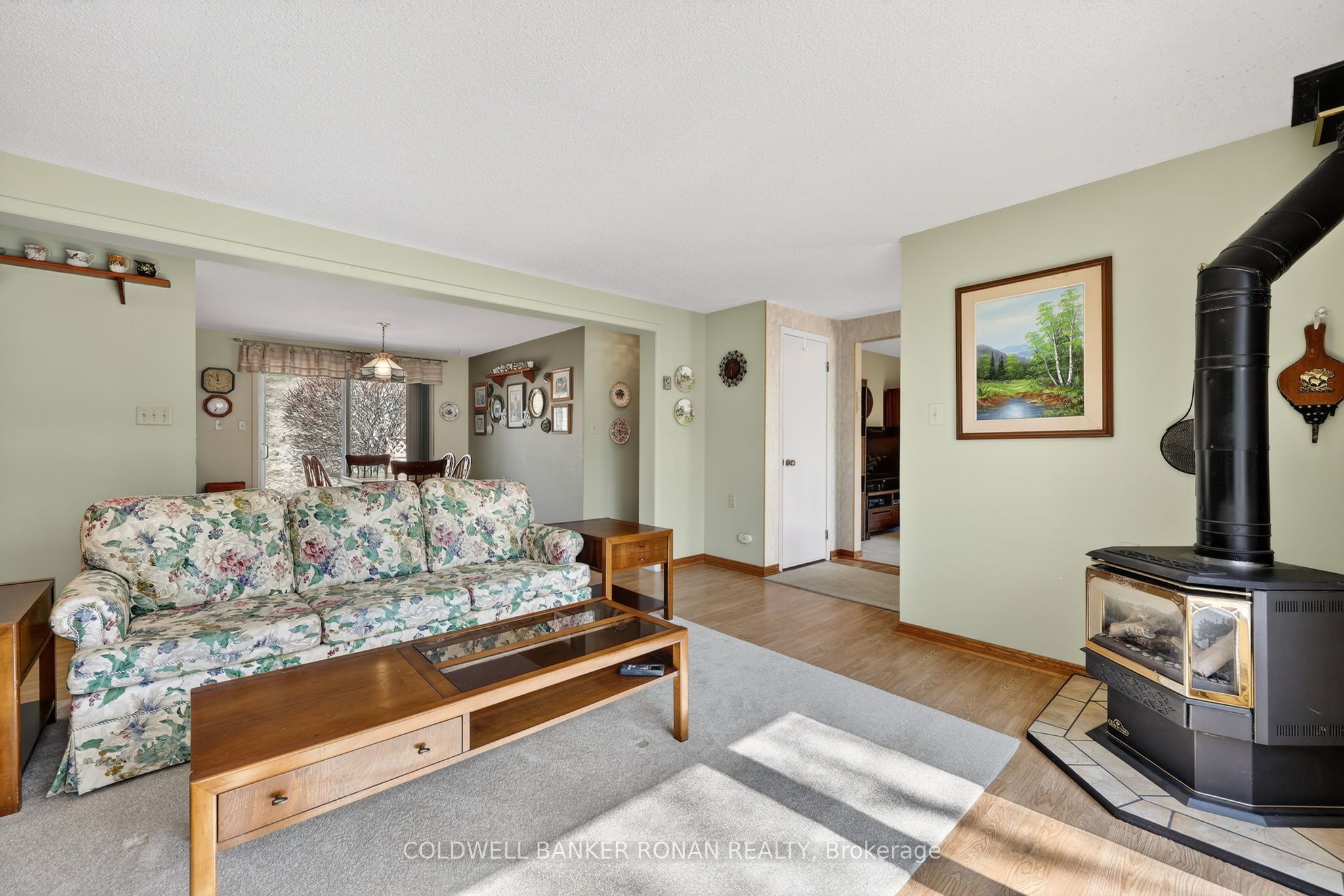 4 Tecumseth Pines Drive Property Photo 8
