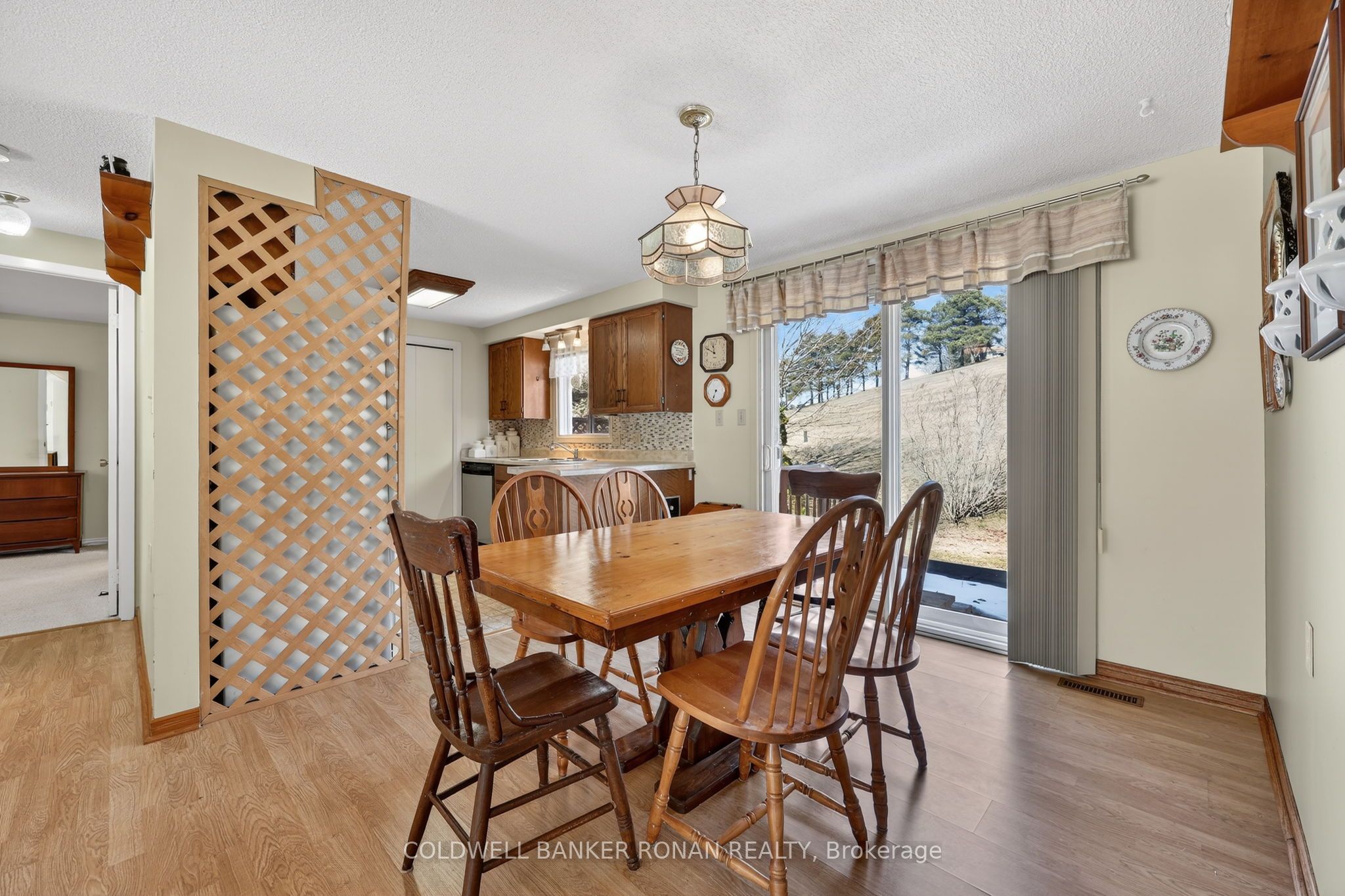 4 Tecumseth Pines Drive Property Photo 9
