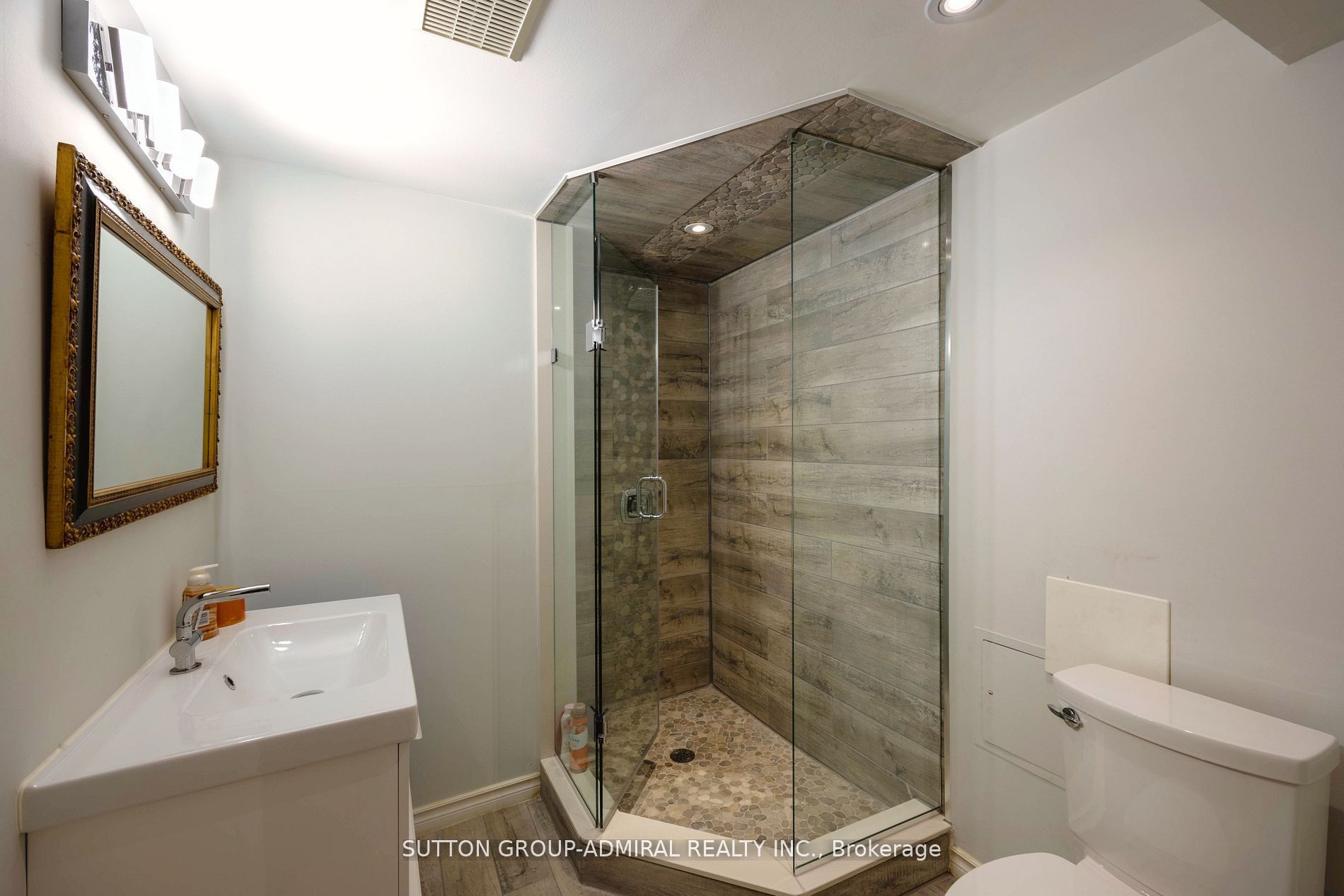 1 Regent Street Property Photo 35