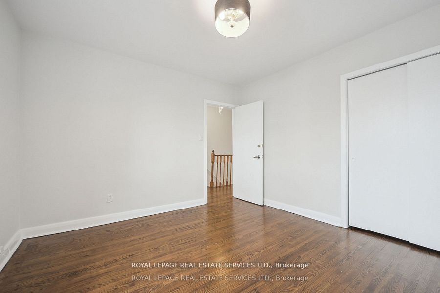 256 Zelda Crescent Property Photo 14