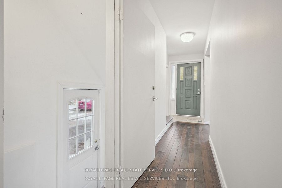 256 Zelda Crescent Property Photo 18