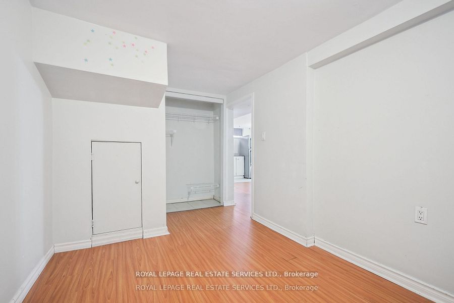 256 Zelda Crescent Property Photo 25