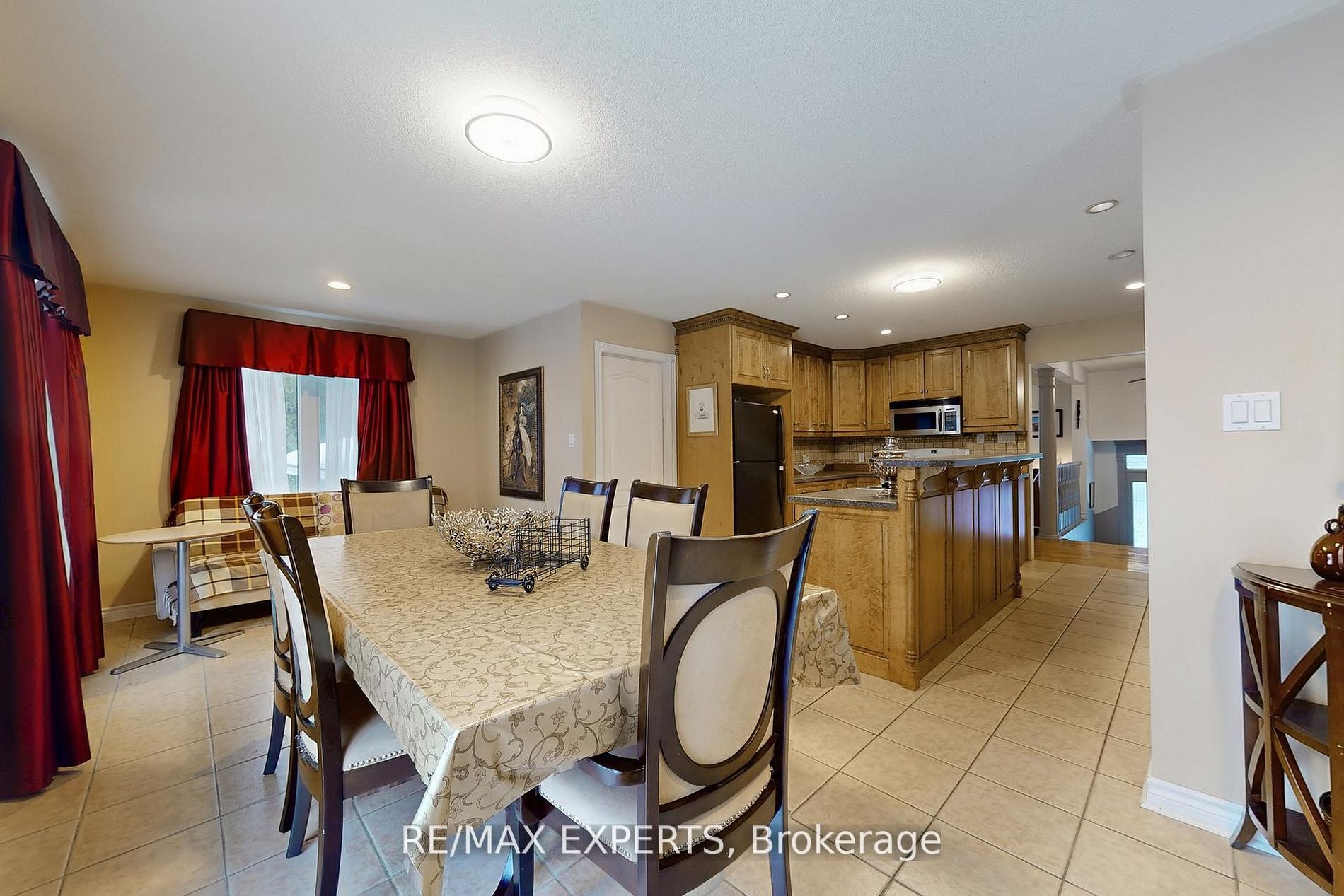 3180 Fleming Boulevard Property Photo 1
