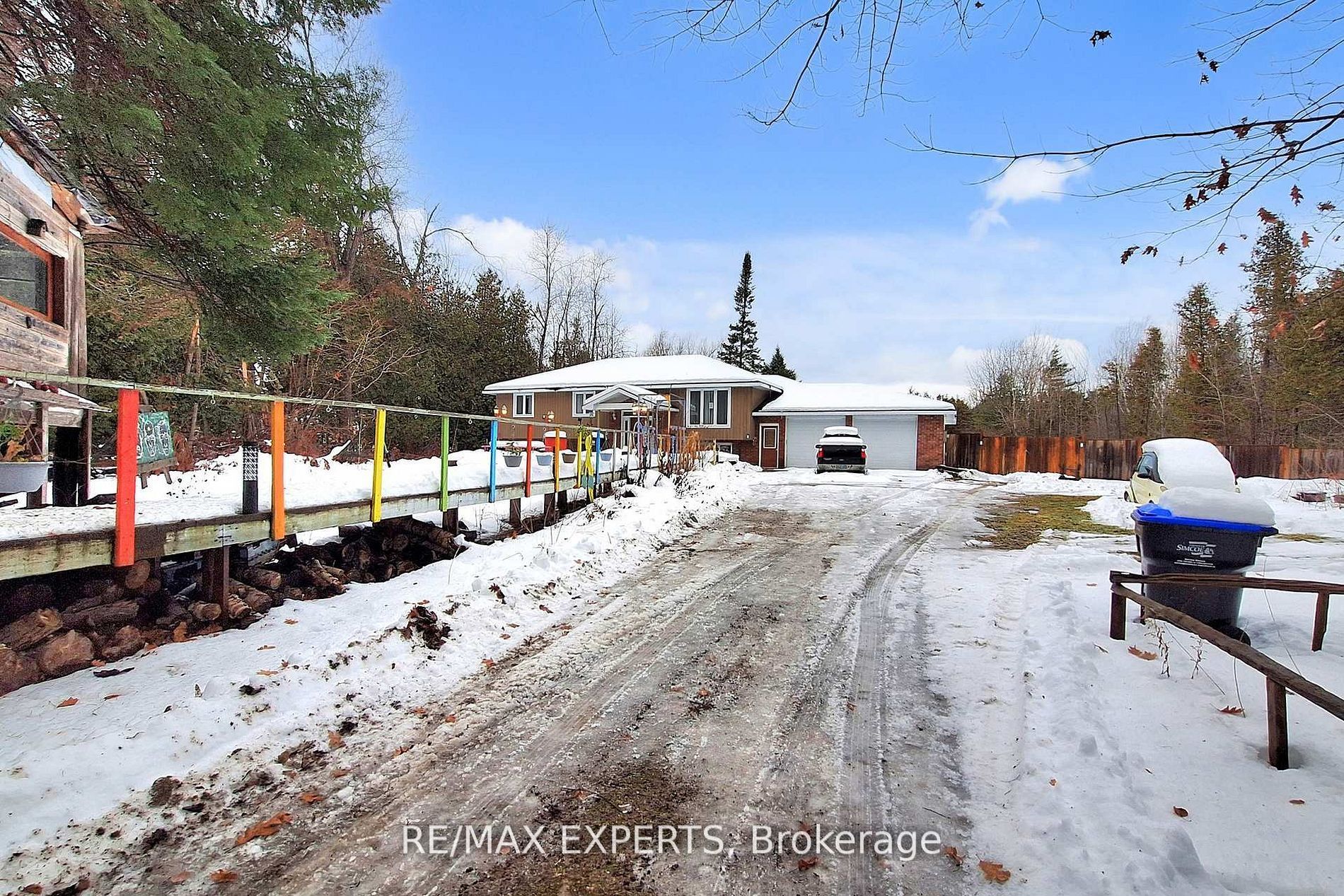 3180 Fleming Boulevard Property Photo 5