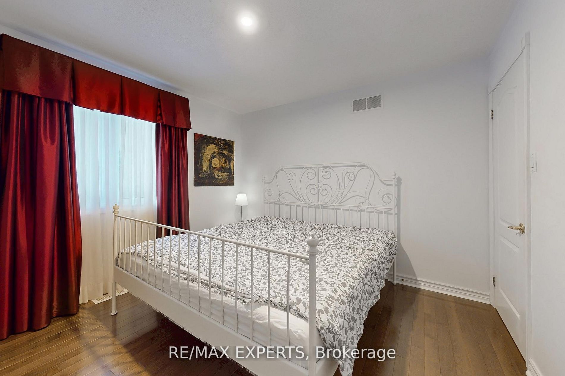 3180 Fleming Boulevard Property Photo 22