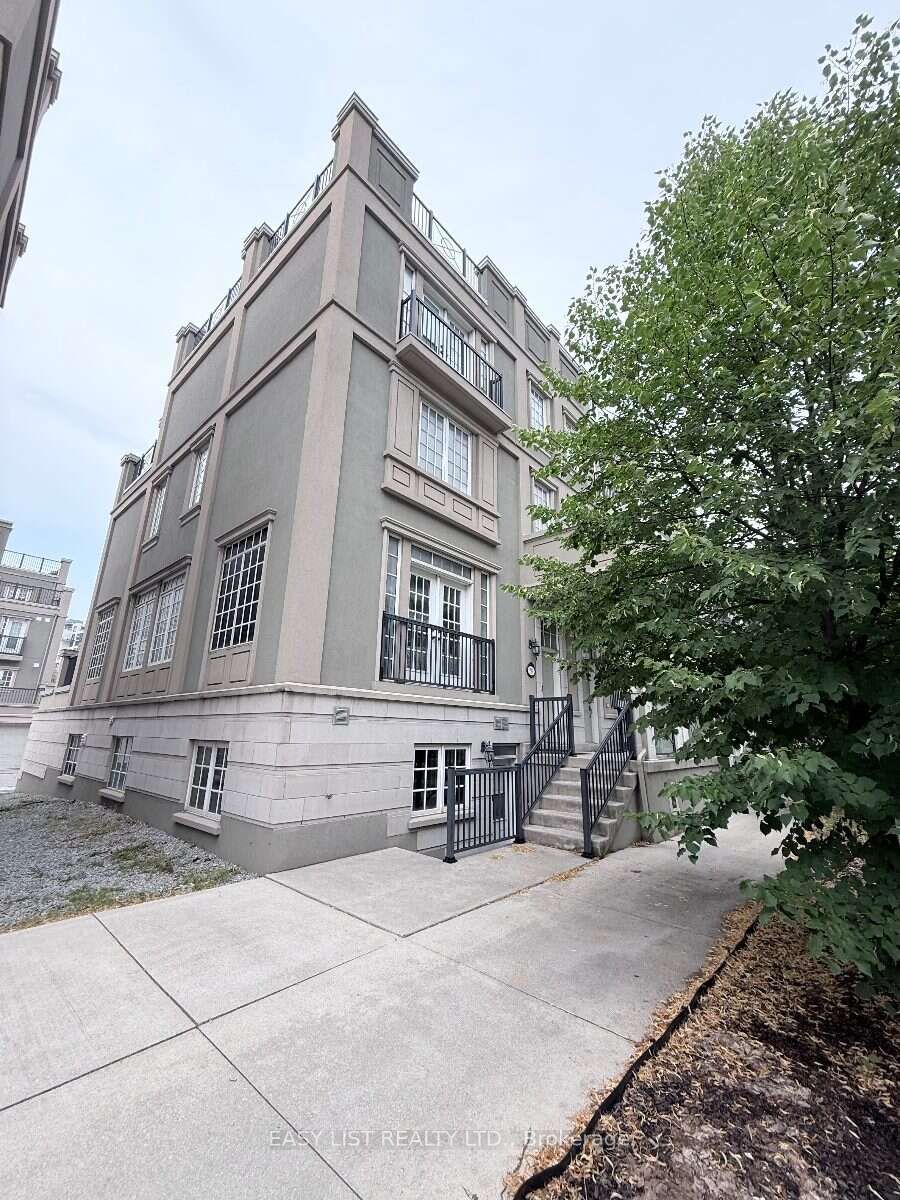 28 Upper Duke Crescent Property Photo 1