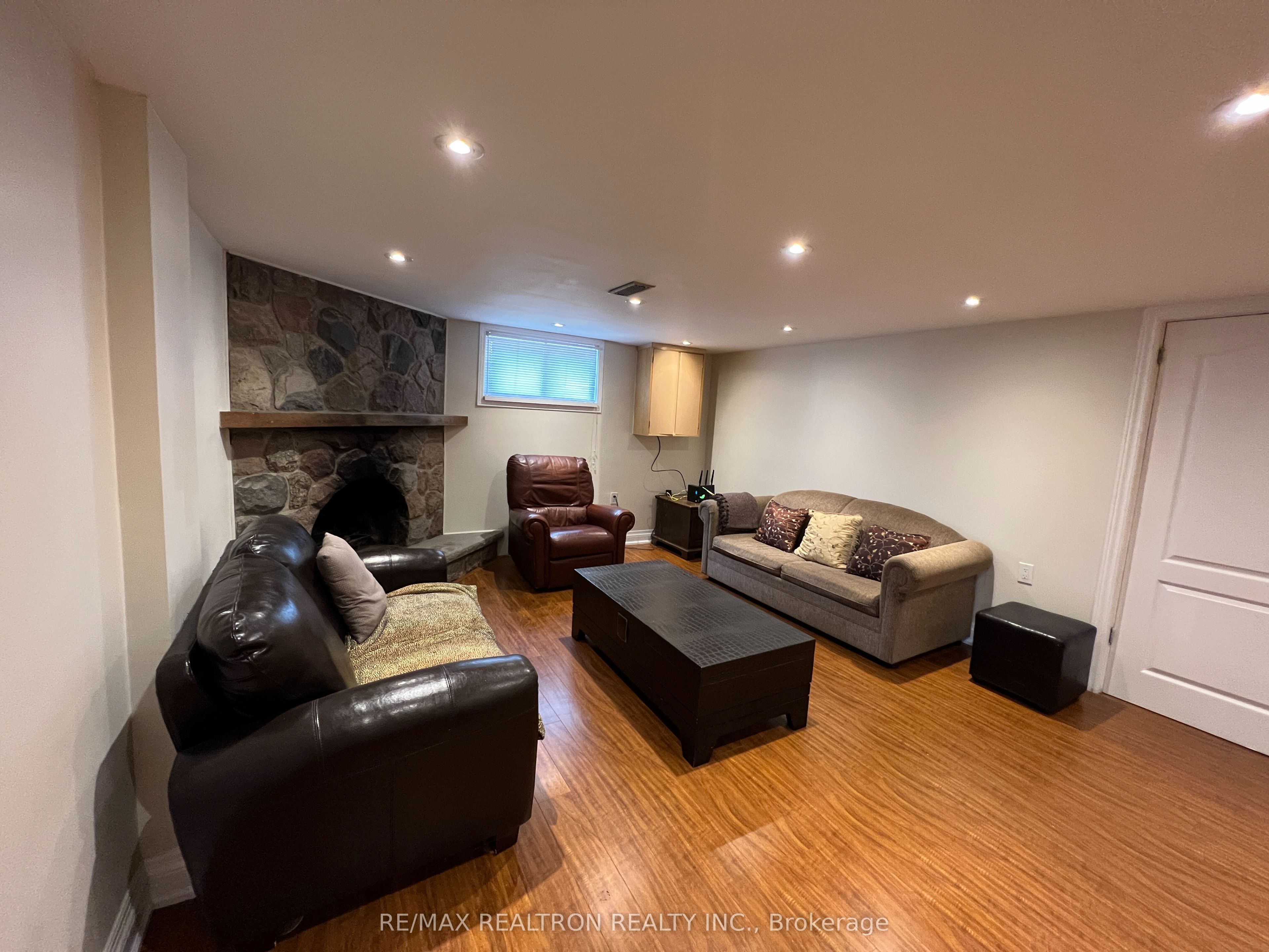 428 Paliser Crescent N Property Photo 2