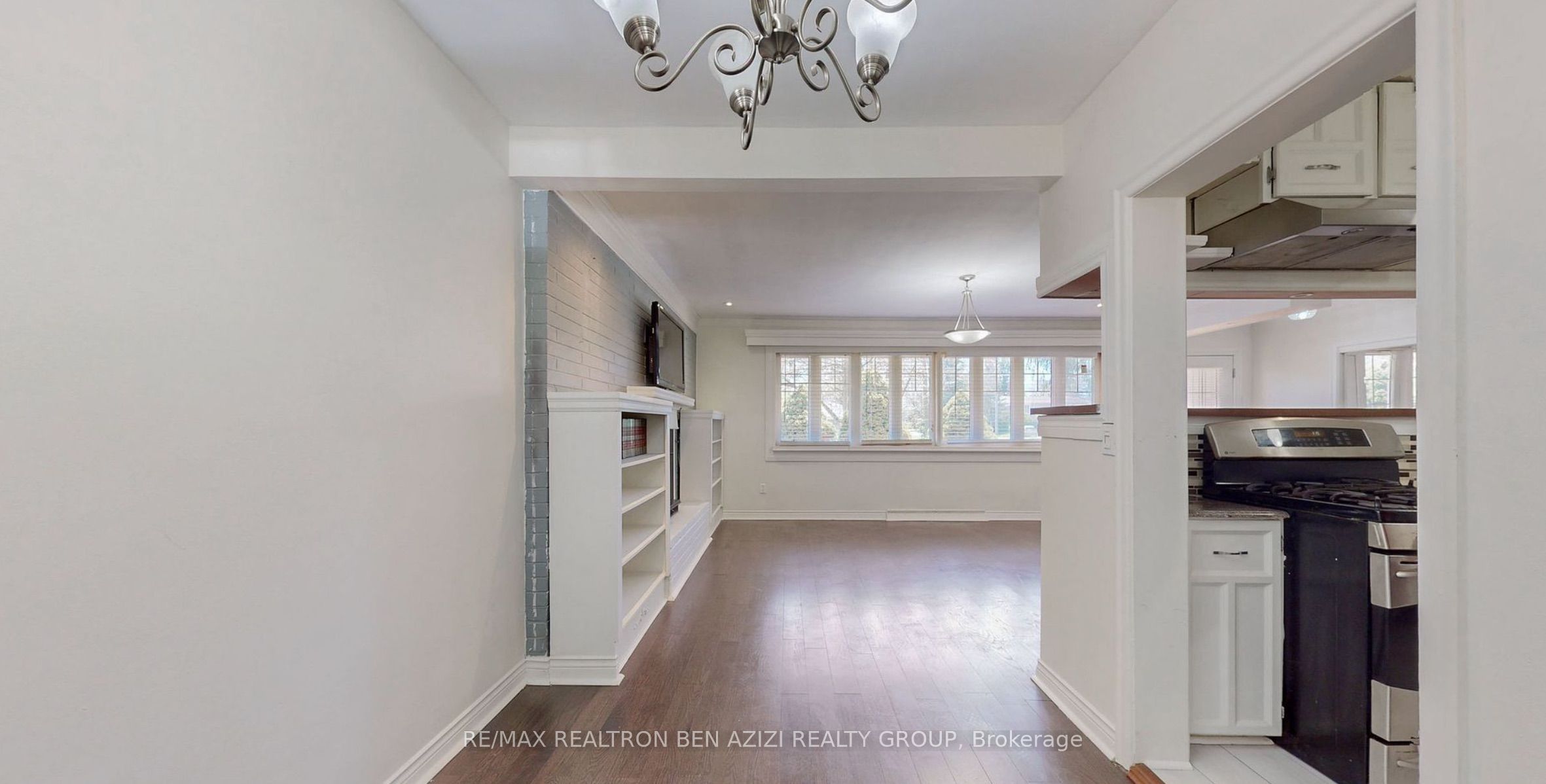 49 Don Mor Drive Main Property Photo 7
