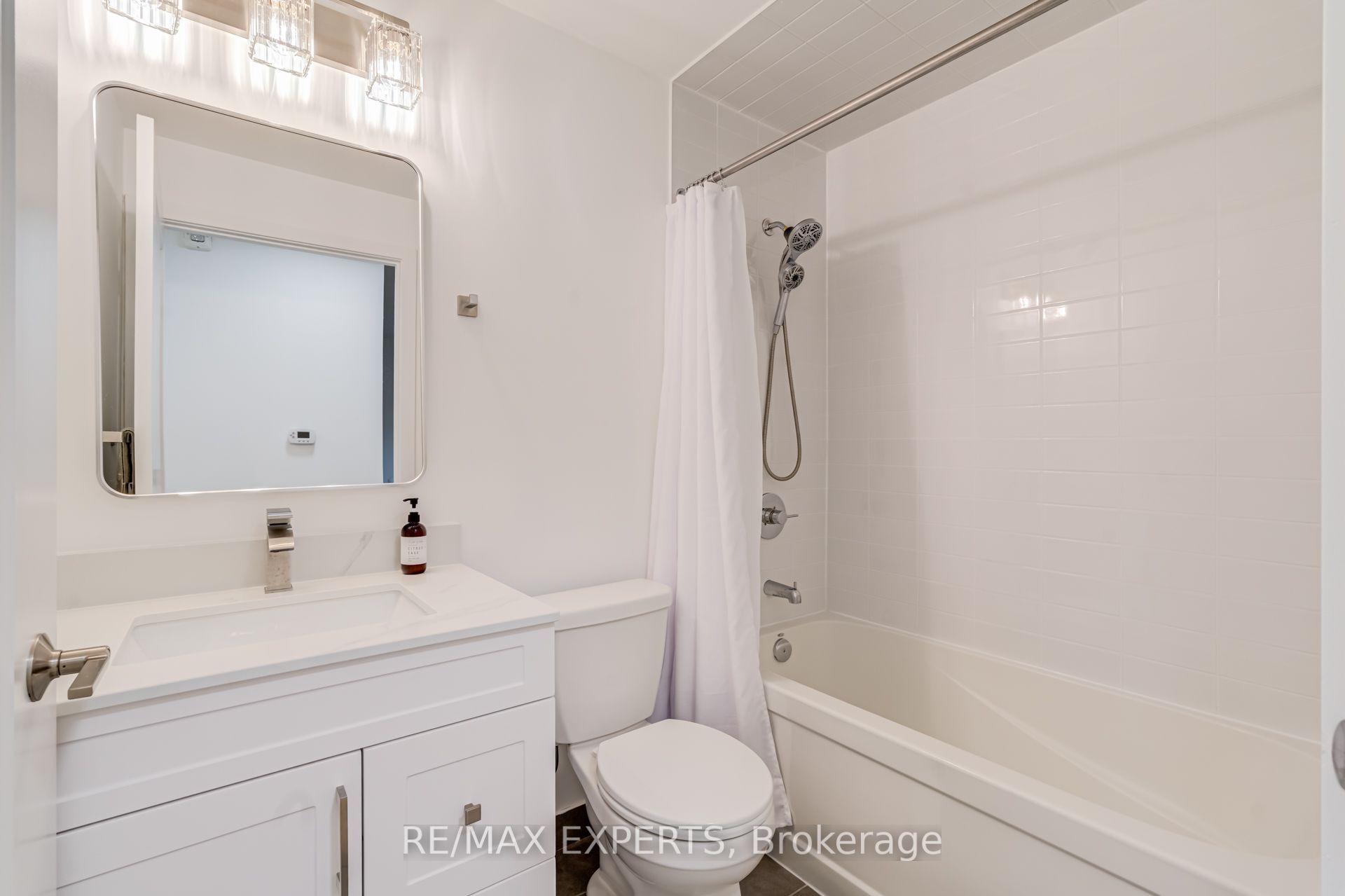555 William Graham Drive 121 Property Photo 9