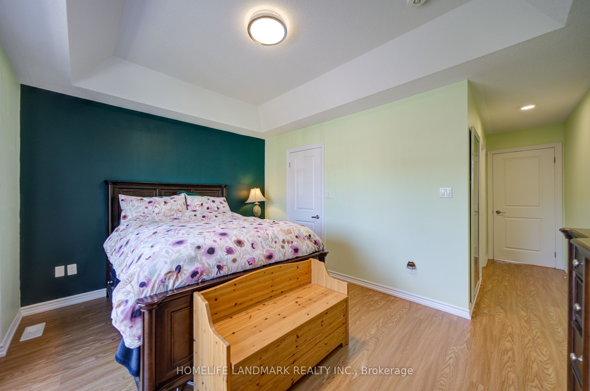 97 Cornell Centre Boulevard Property Photo 30