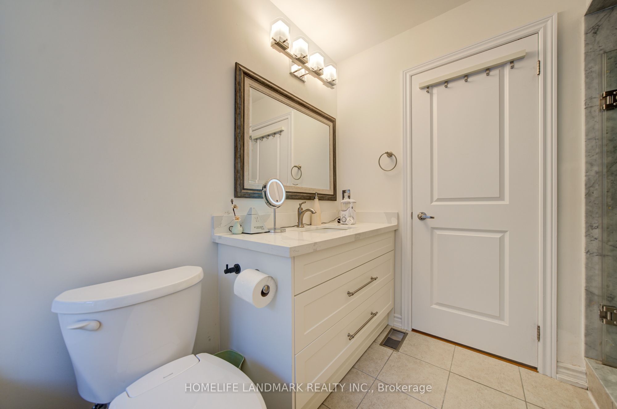97 Cornell Centre Boulevard Property Photo 32
