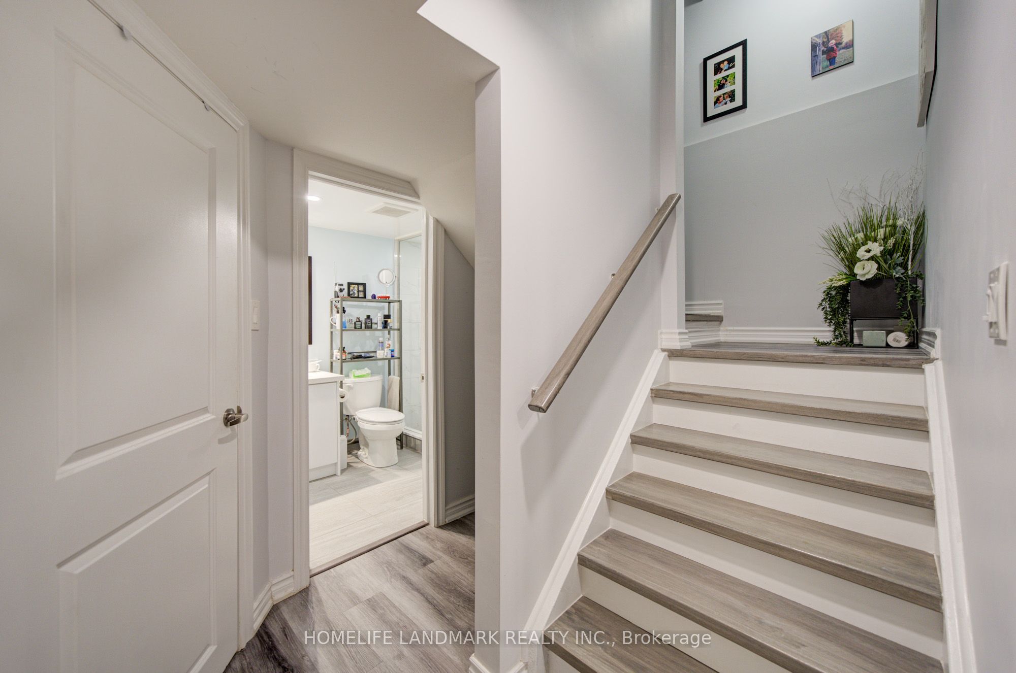 97 Cornell Centre Boulevard Property Photo 40