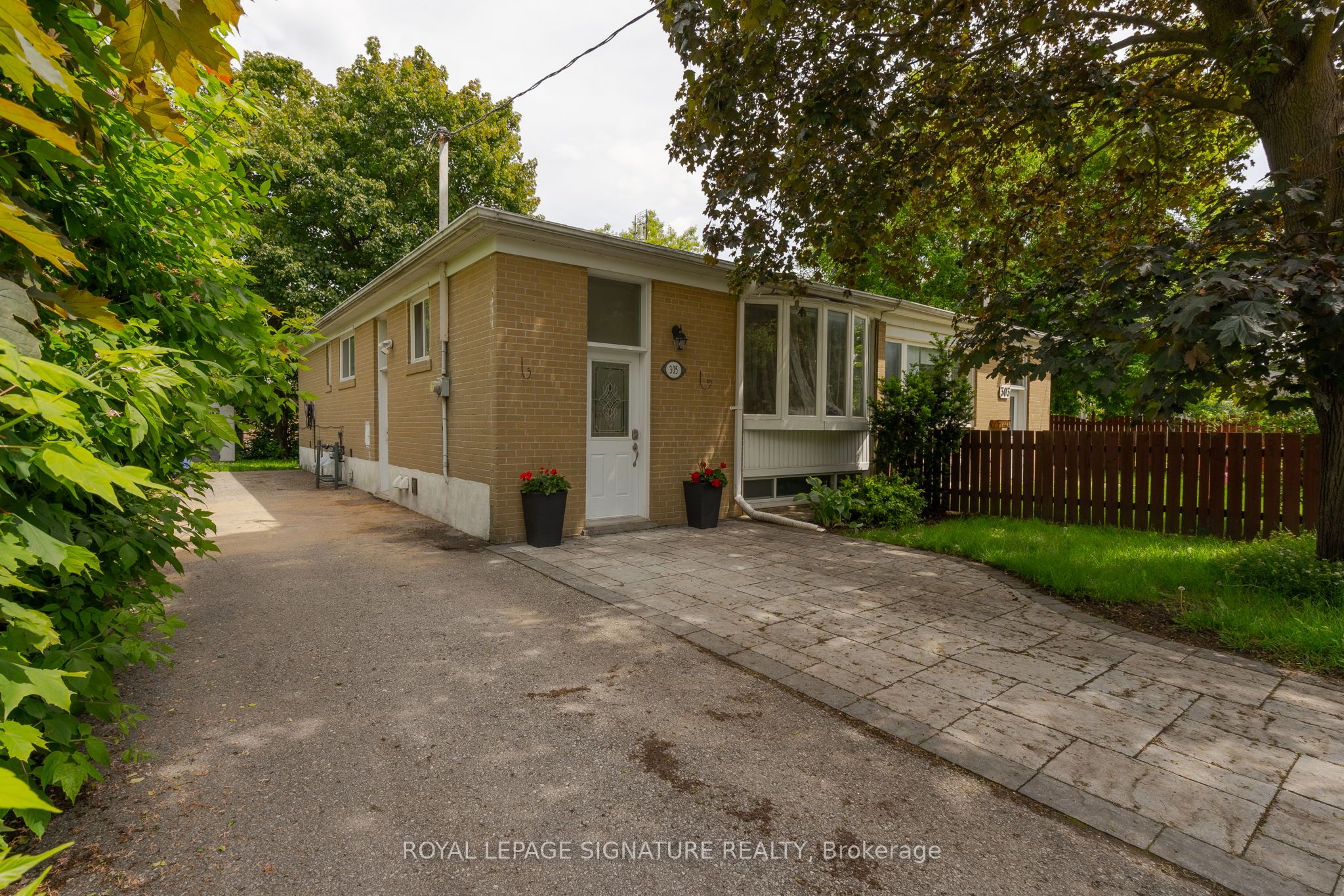 305 Blue Grass Boulevard Bsmt Property Photo 1