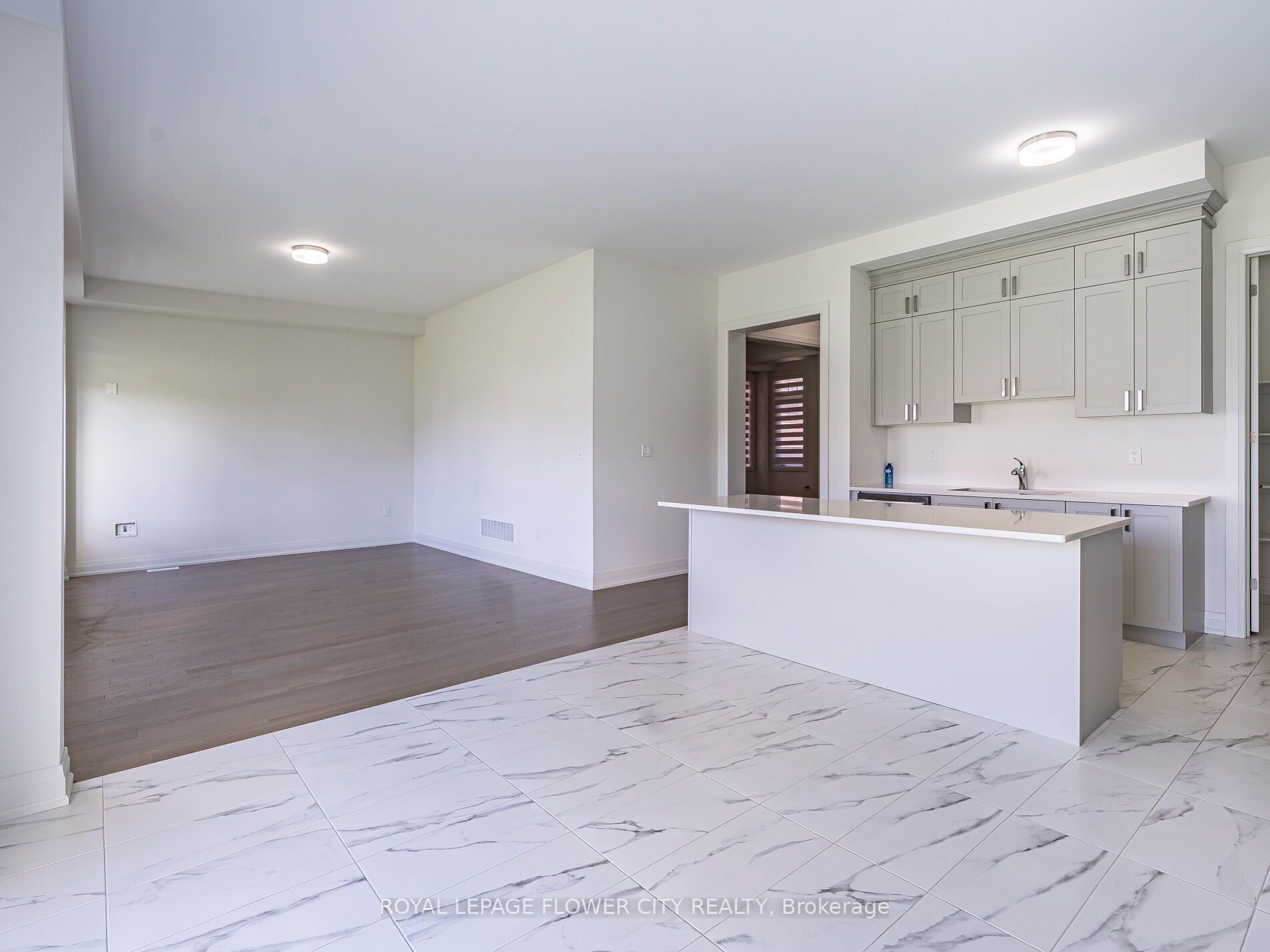 26 Hummingbird Grove Property Photo 20