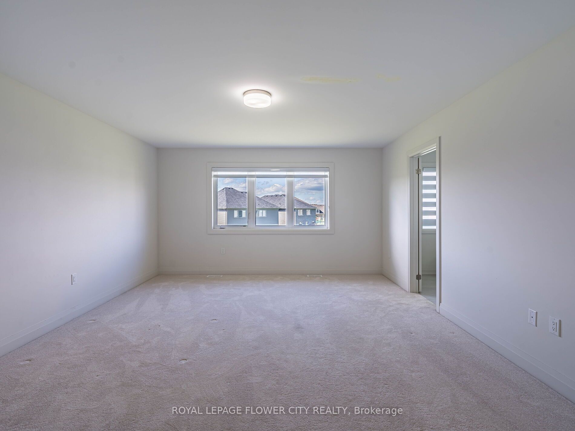 26 Hummingbird Grove Property Photo 26