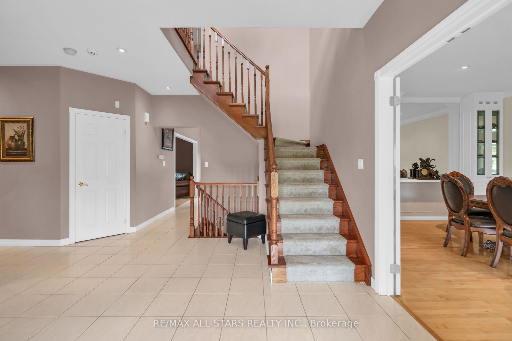 6 Audubon Way Property Photo 8