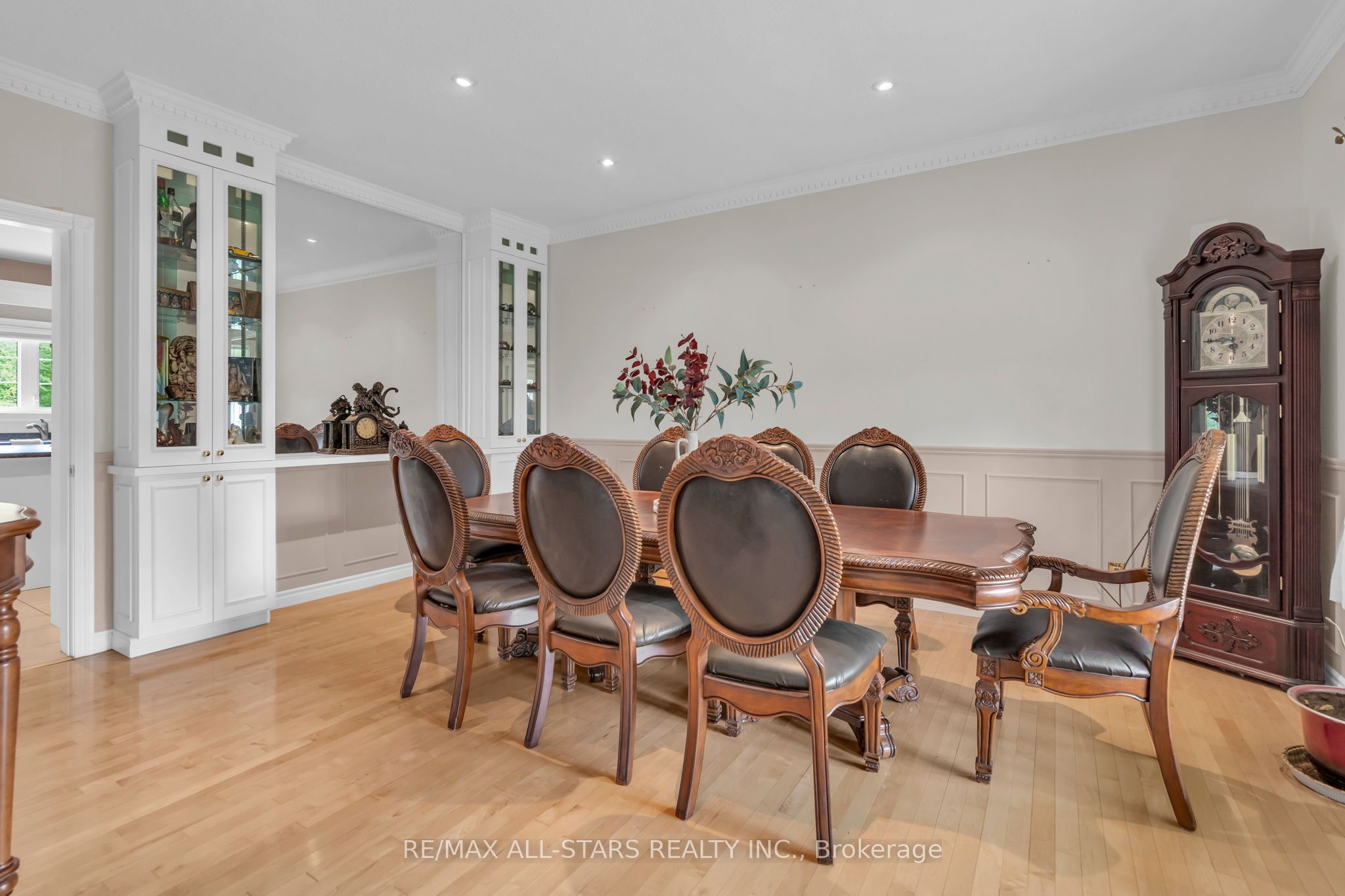6 Audubon Way Property Photo 9