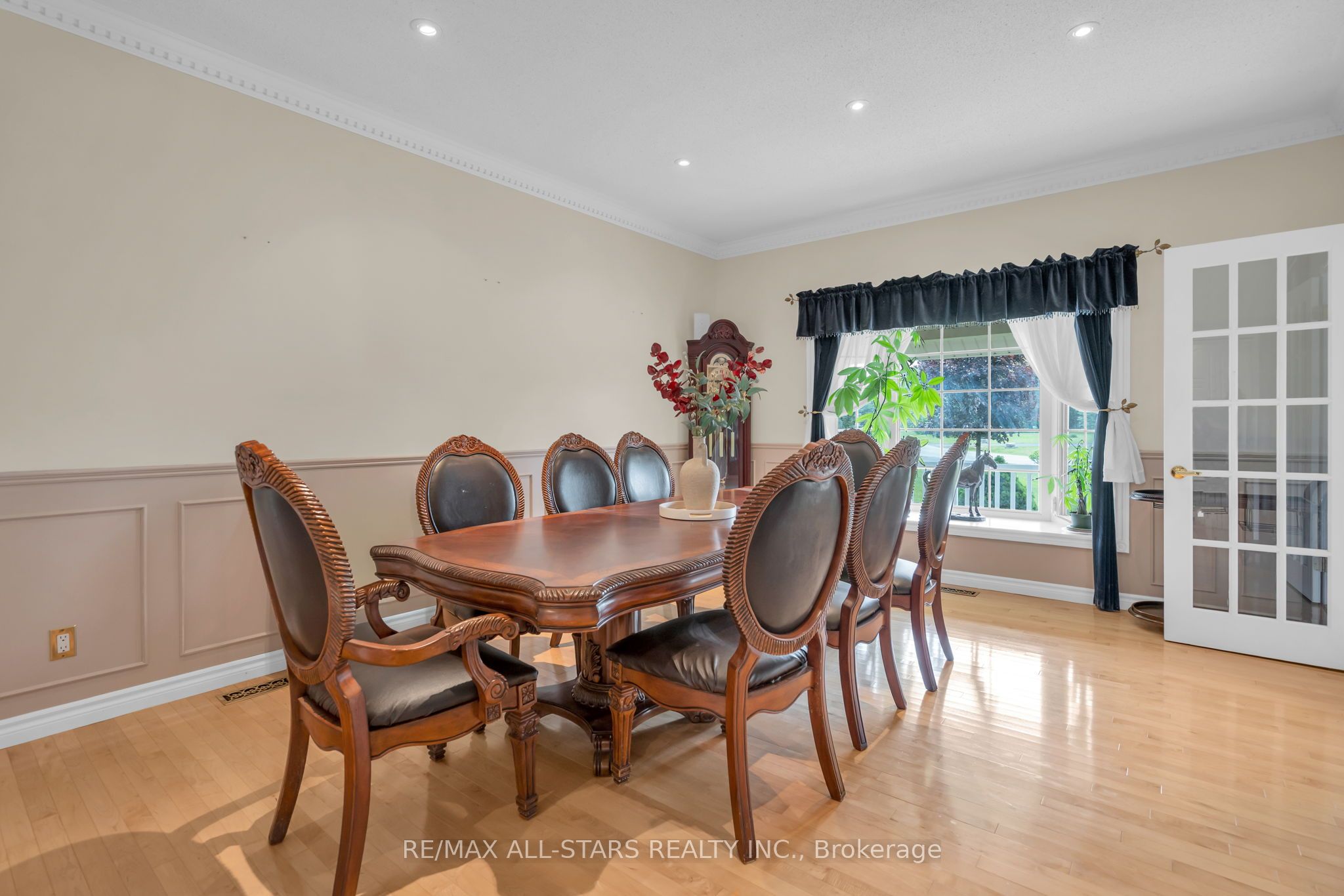 6 Audubon Way Property Photo 10