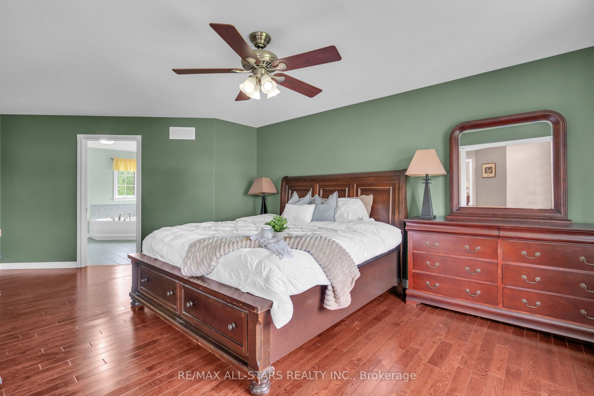 6 Audubon Way Property Photo 24