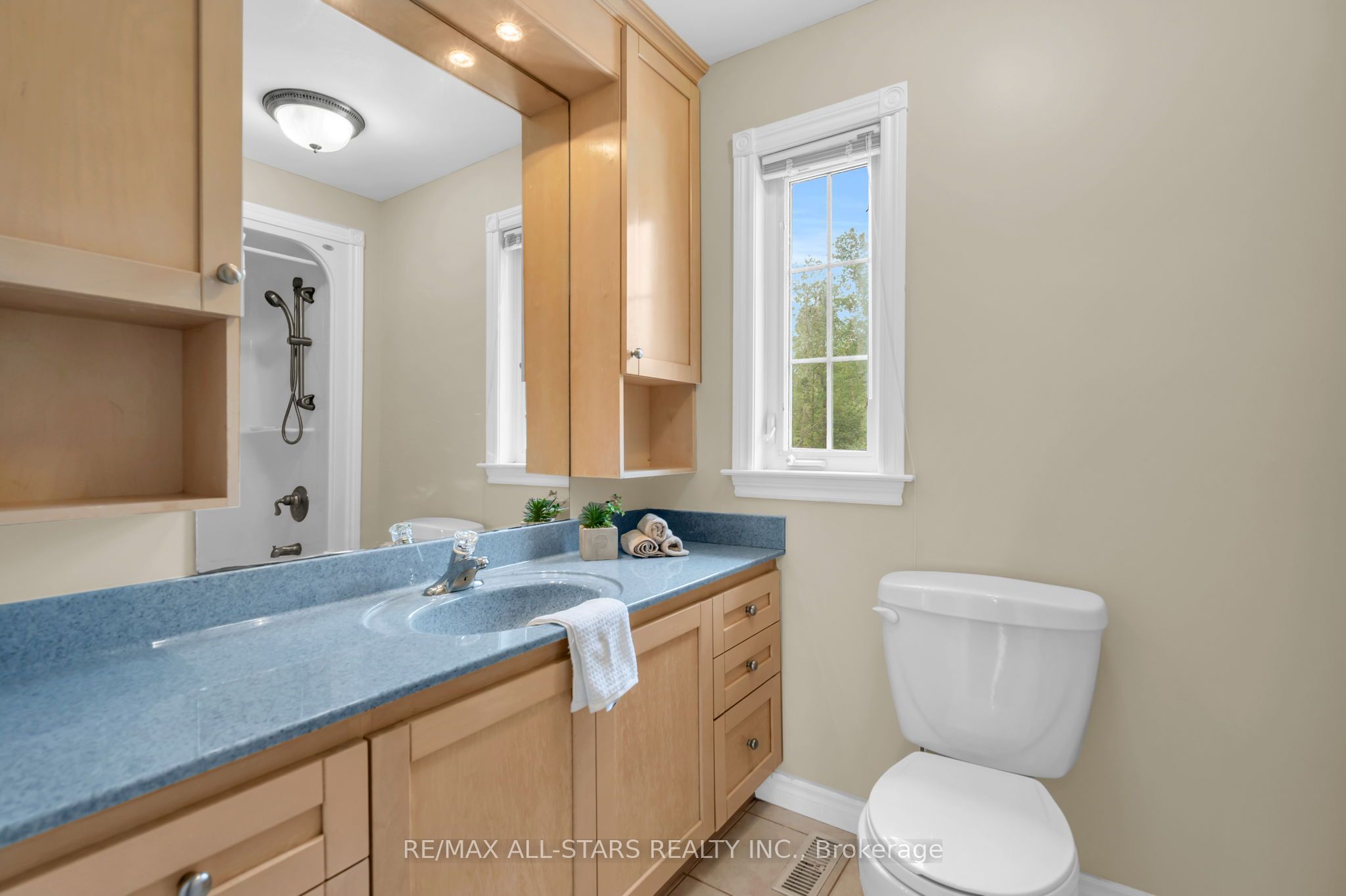 6 Audubon Way Property Photo 31