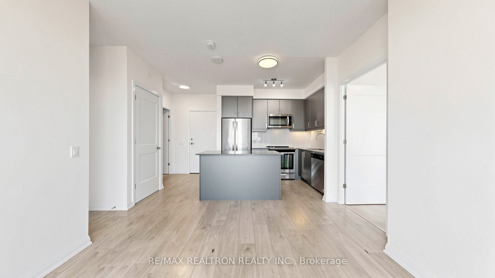 7895 Jane Street 1914 Property Photo 14