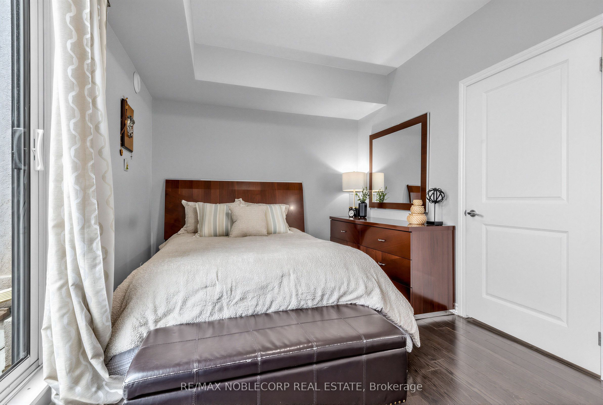 7730 Kipling Avenue 610 Property Photo 12