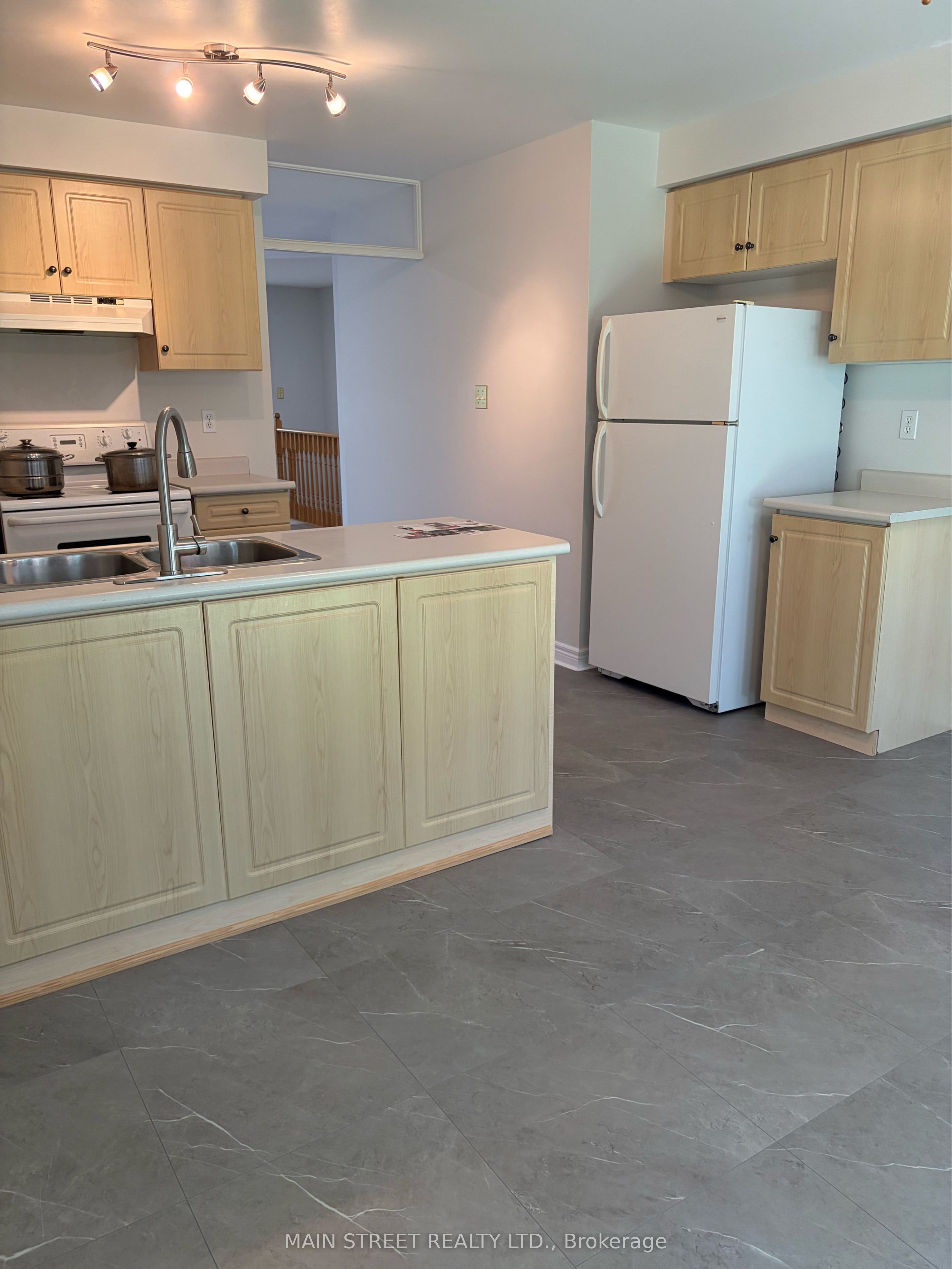 5 Brecken Drive Property Photo 4