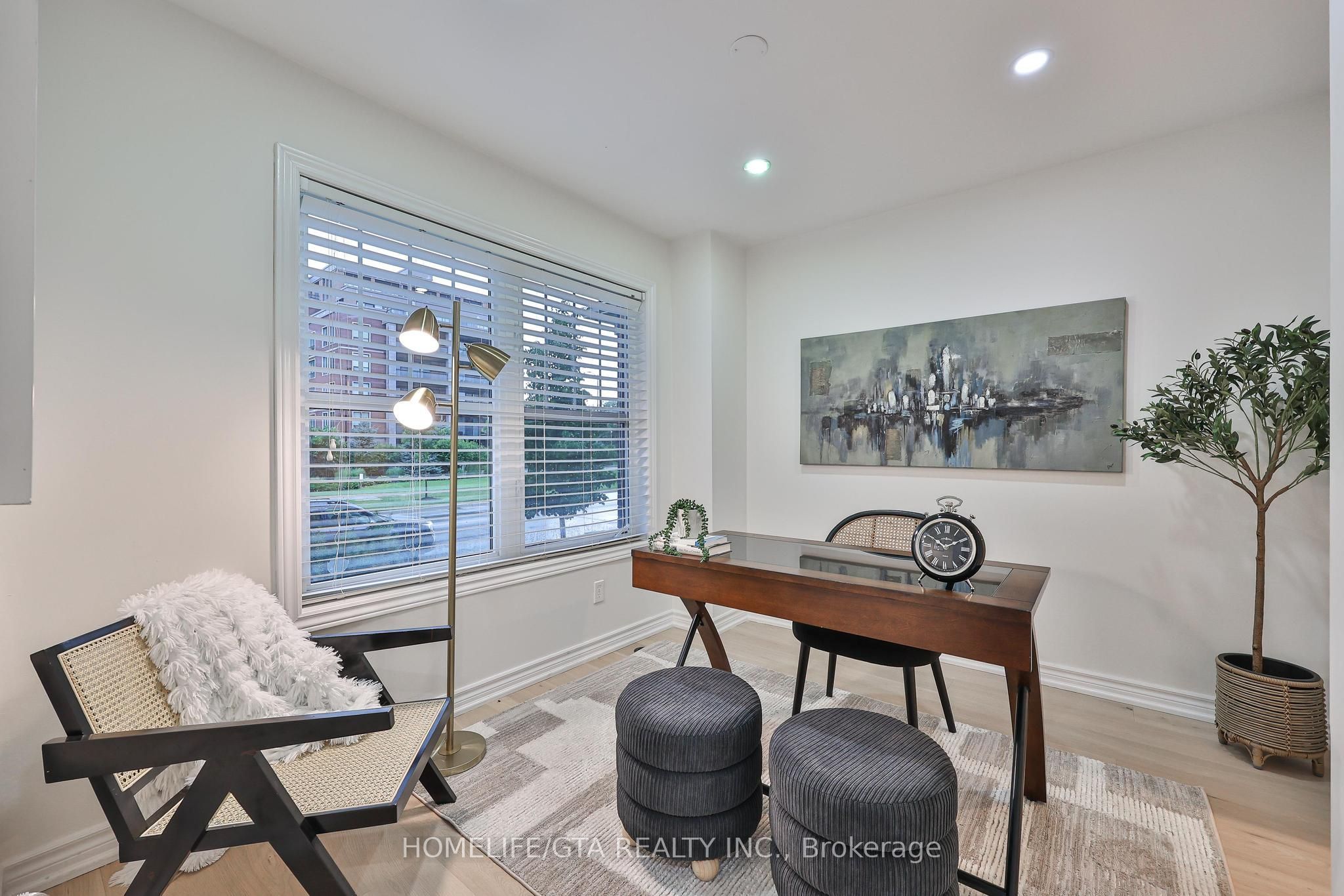 52 Baker Hill Boulevard Property Photo 2