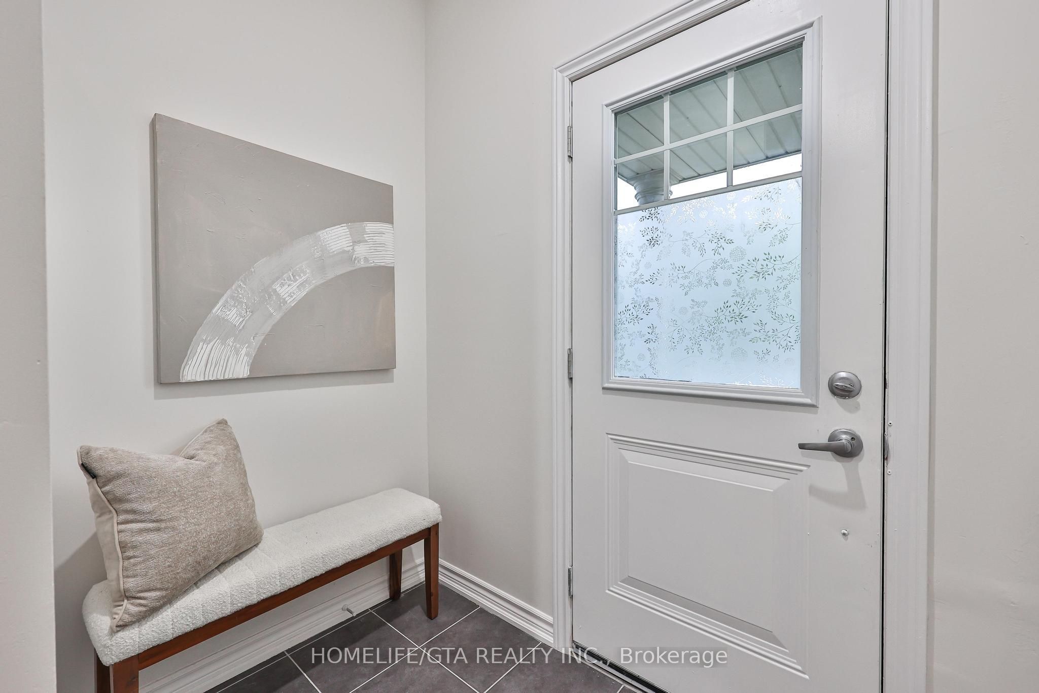 52 Baker Hill Boulevard Property Photo 6