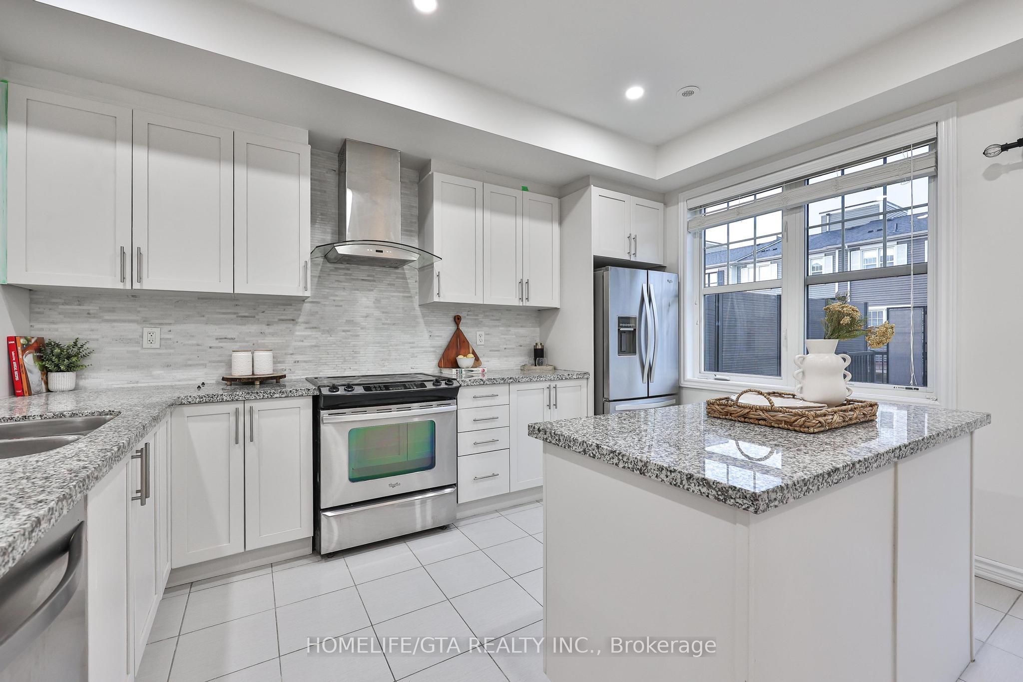52 Baker Hill Boulevard Property Photo 27
